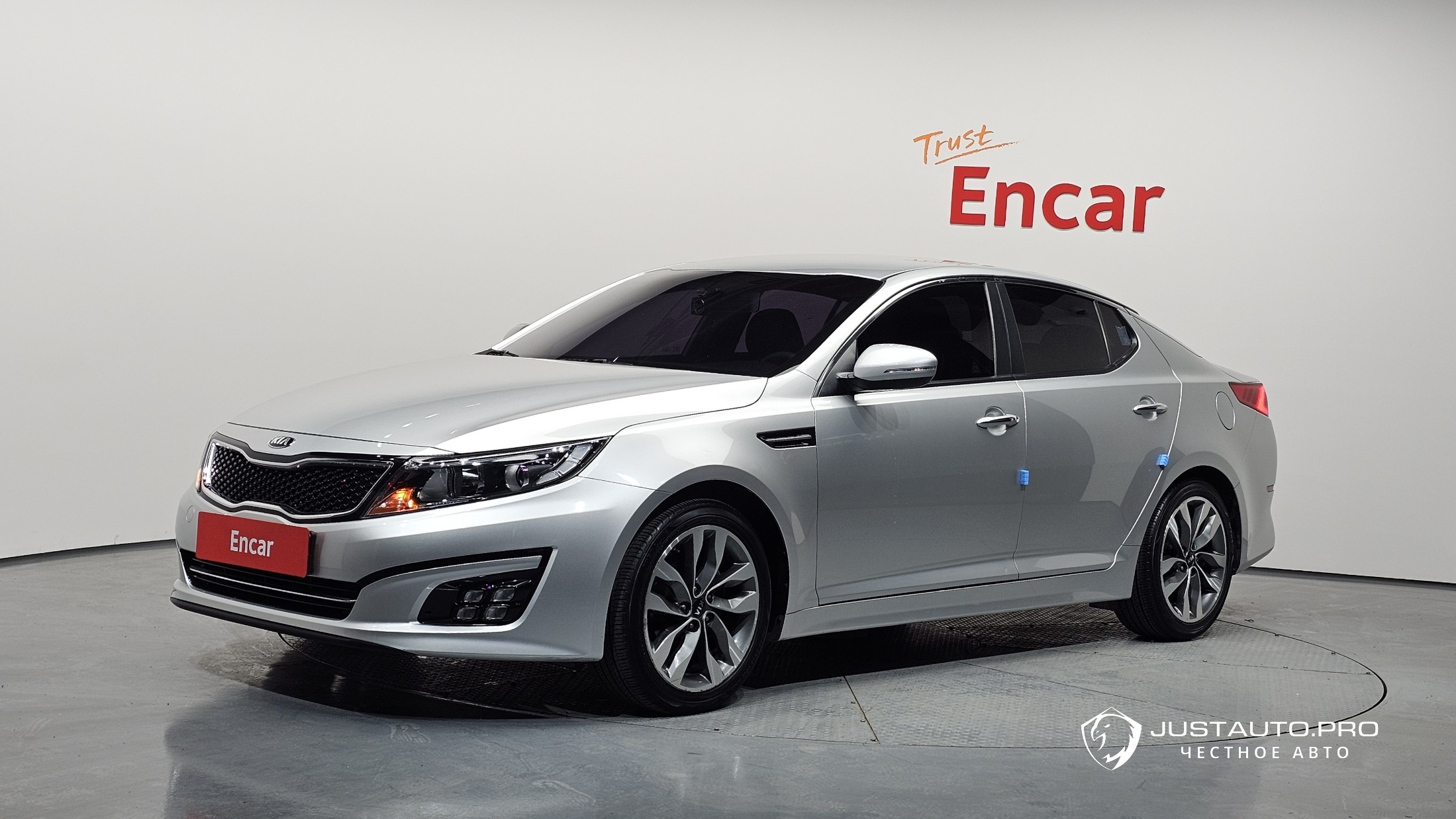 Автомобиль Kia K5