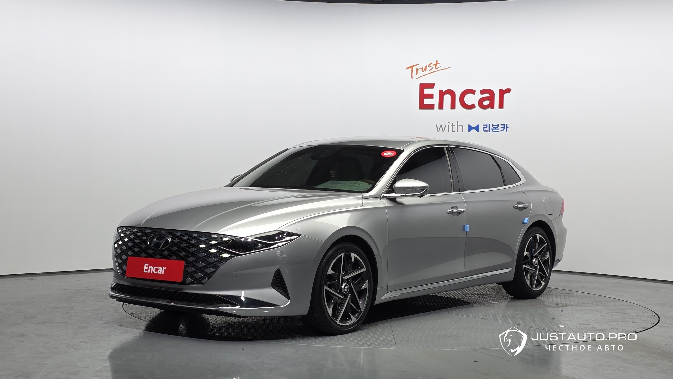 Автомобиль Hyundai Grandeur