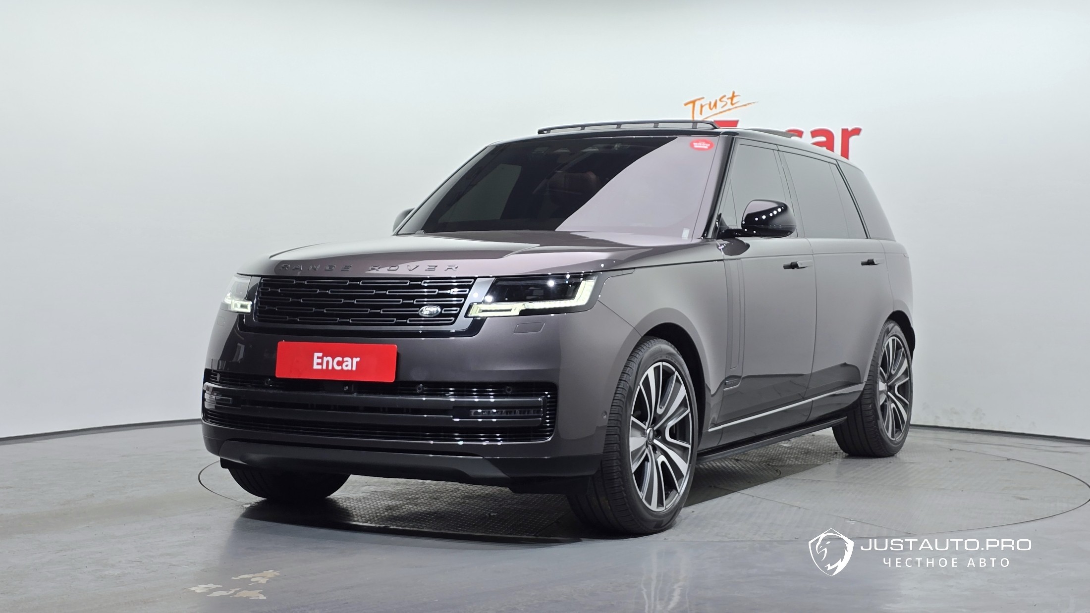 Автомобиль Land Rover Range Rover