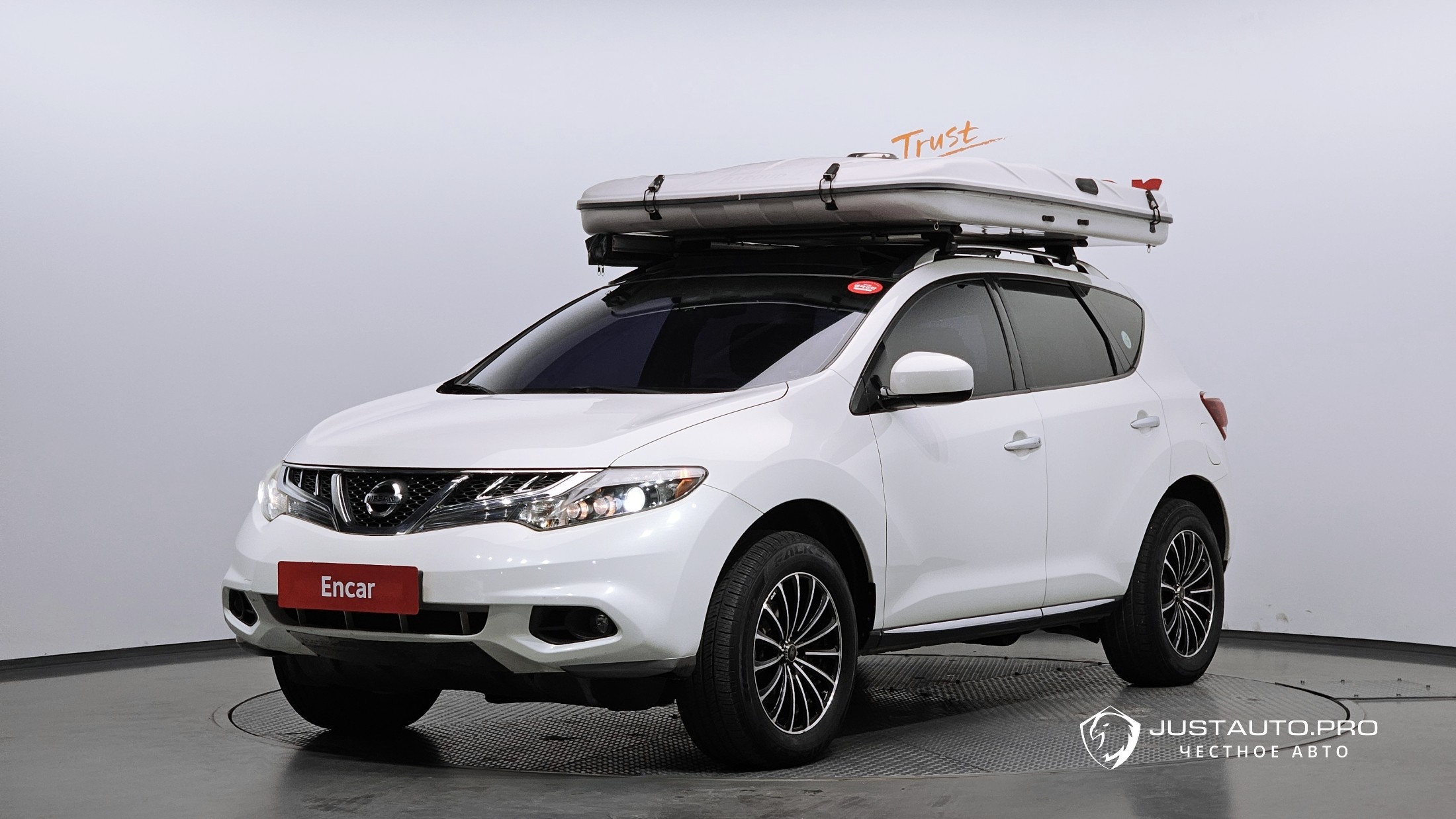 Автомобиль Nissan Murano