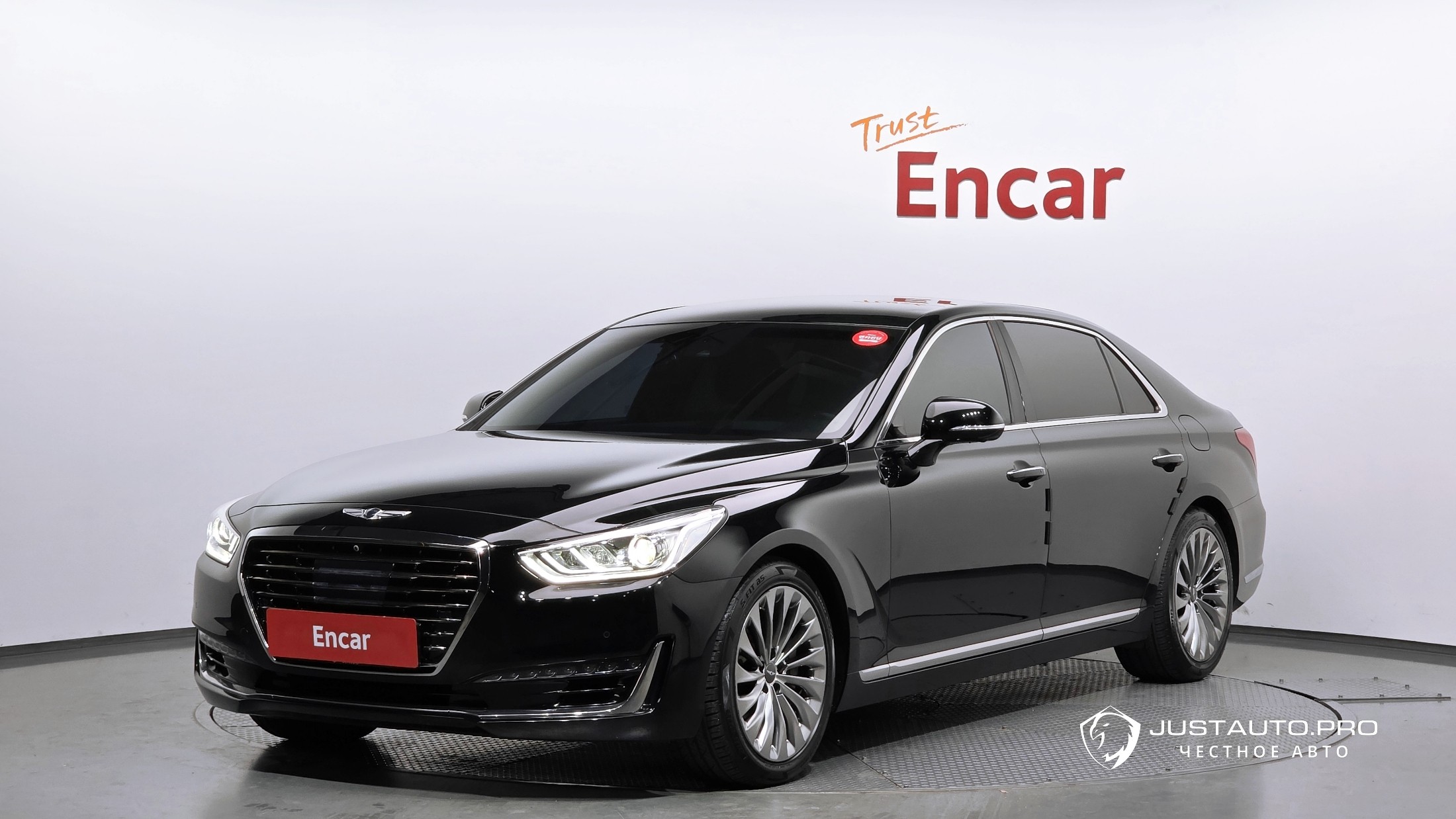 Автомобиль Genesis EQ900