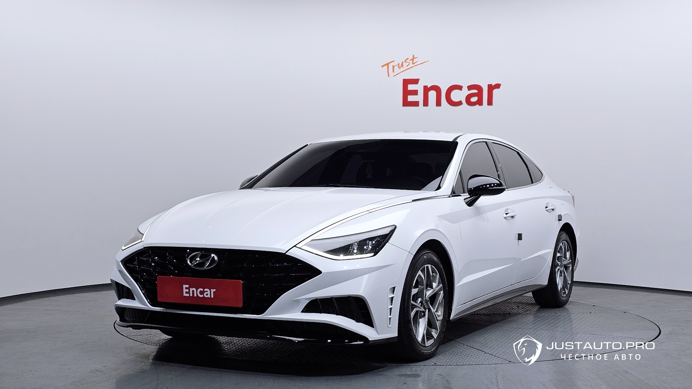 Автомобиль Hyundai Sonata