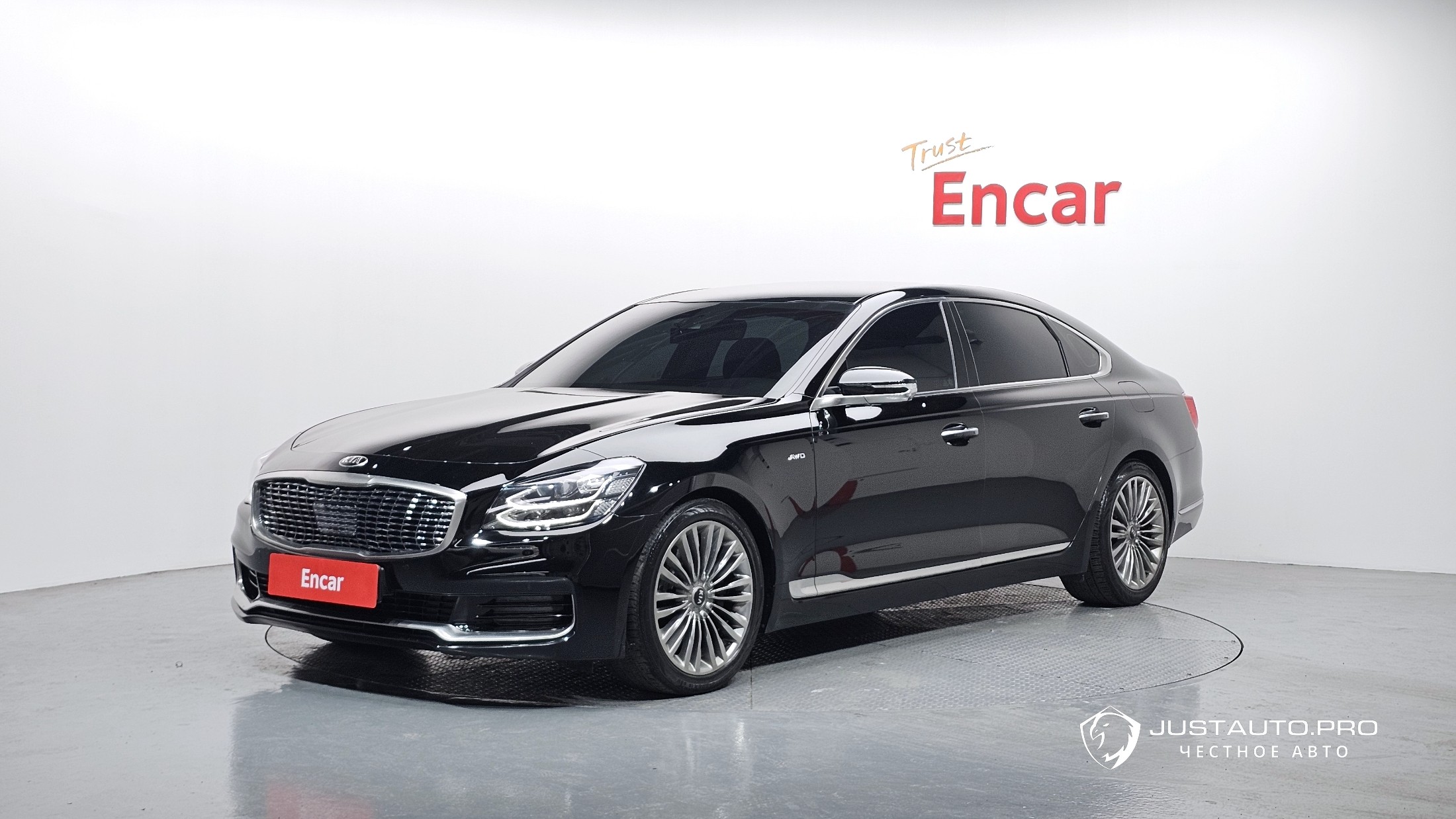 Автомобиль Kia K9