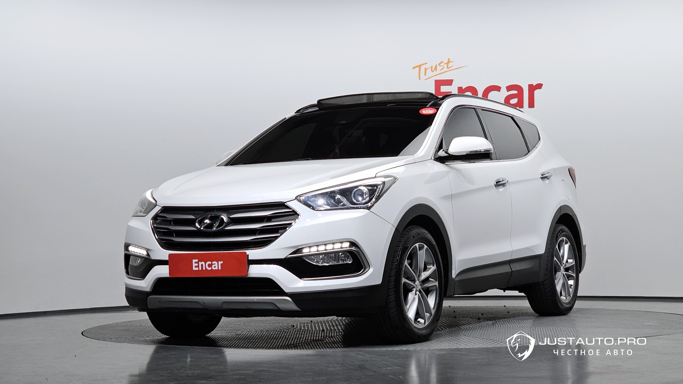 Автомобиль Hyundai Santafe