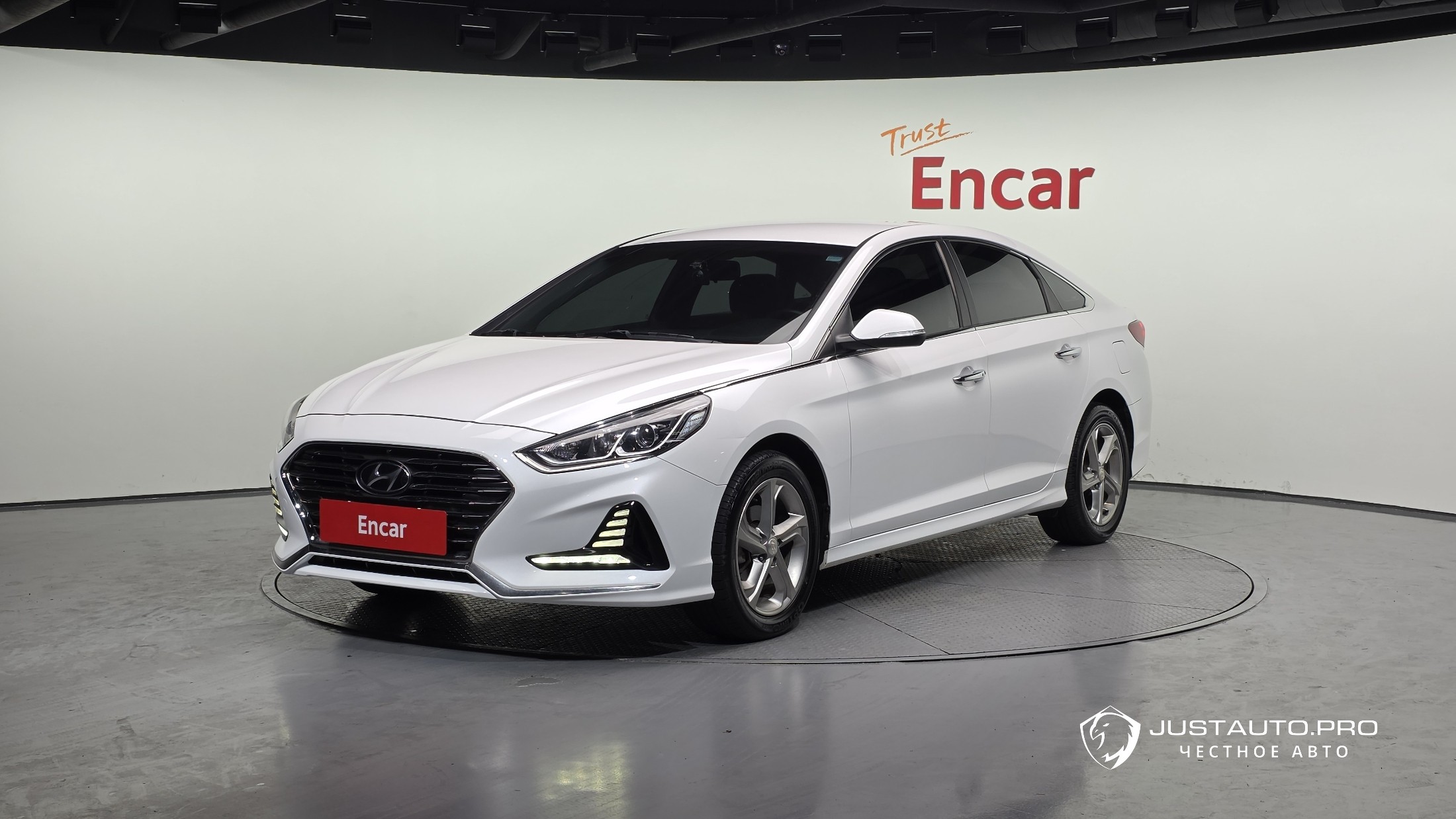 Автомобиль Hyundai Sonata