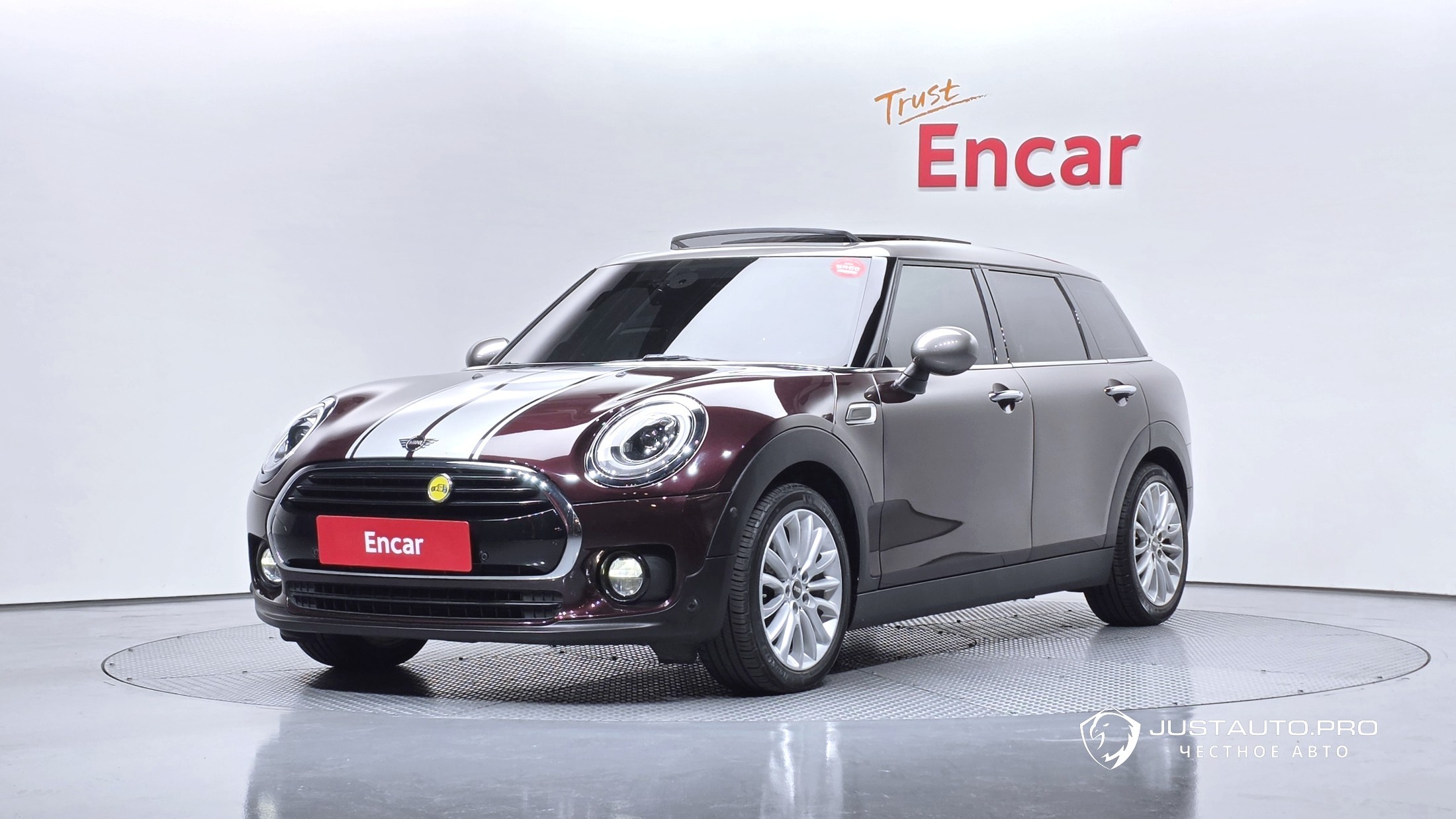 Автомобиль Mini Clubman