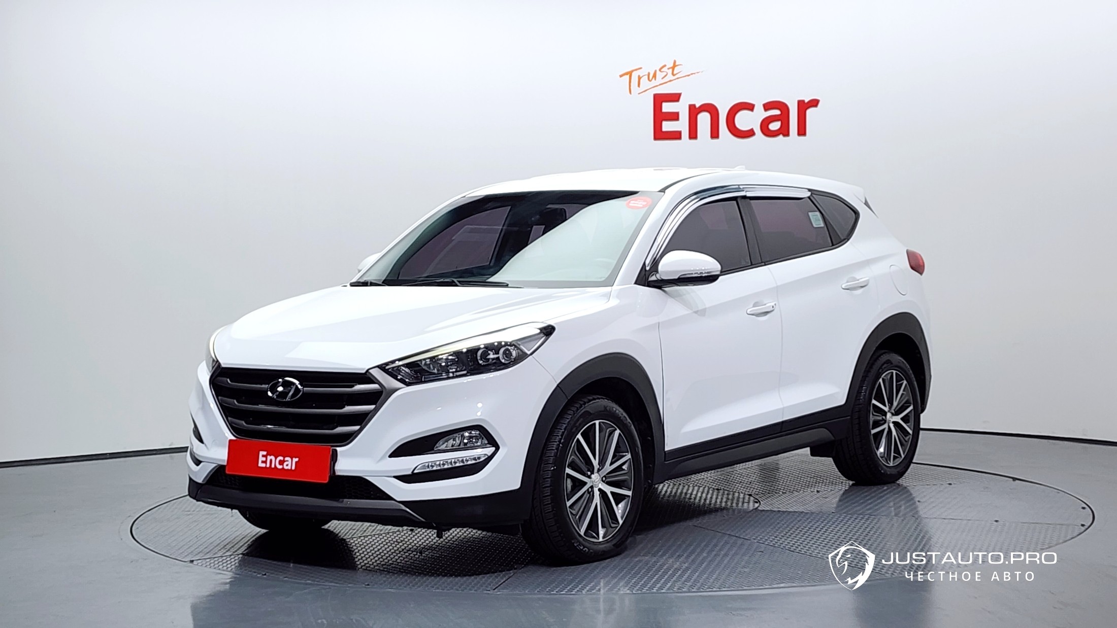 Автомобиль Hyundai Tucson