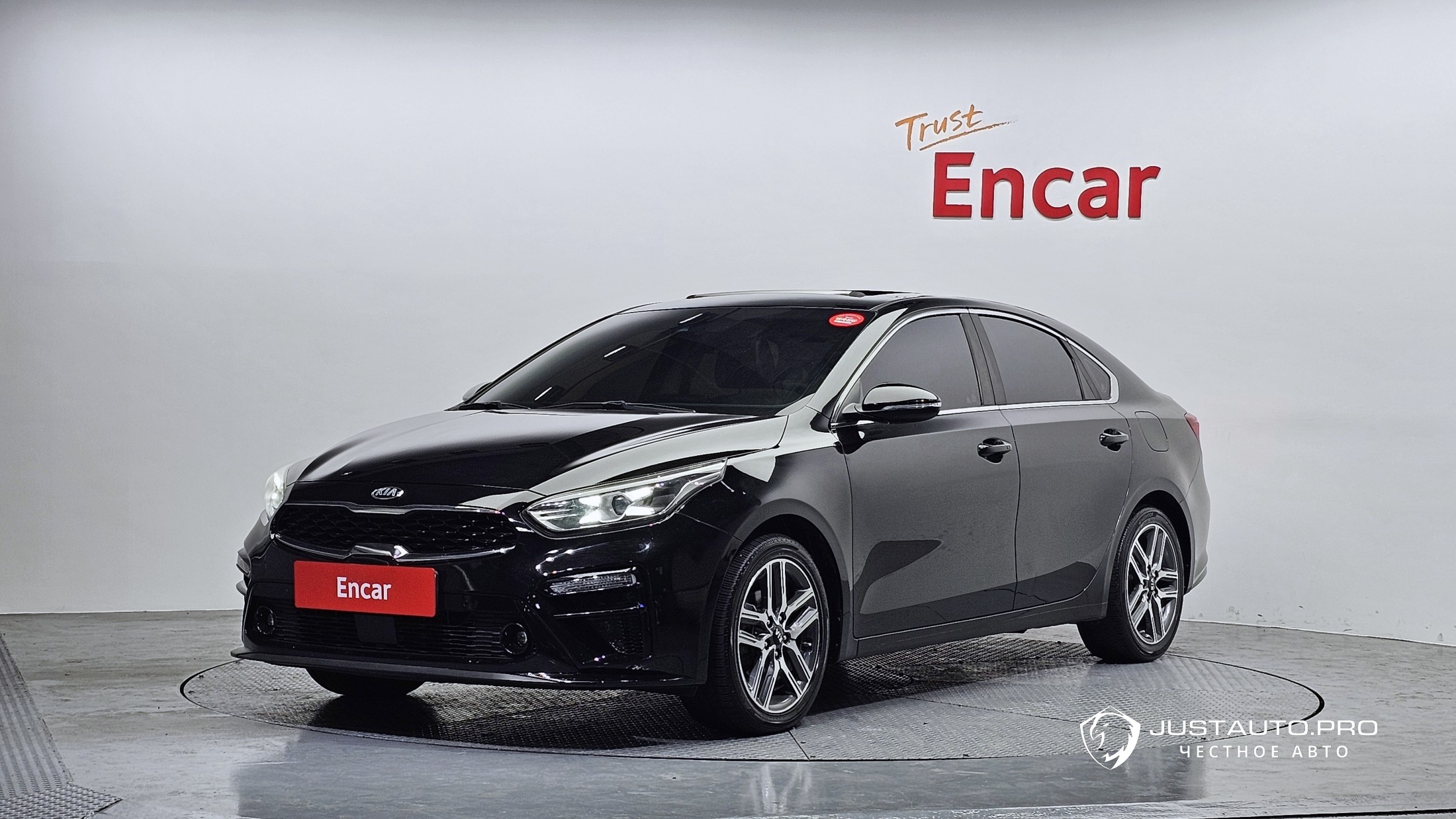 Автомобиль Kia K3