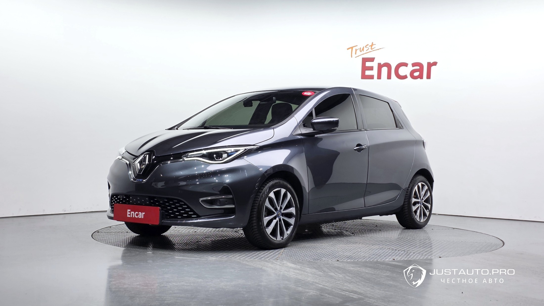 Автомобиль Renault-KoreaSamsung Zoe