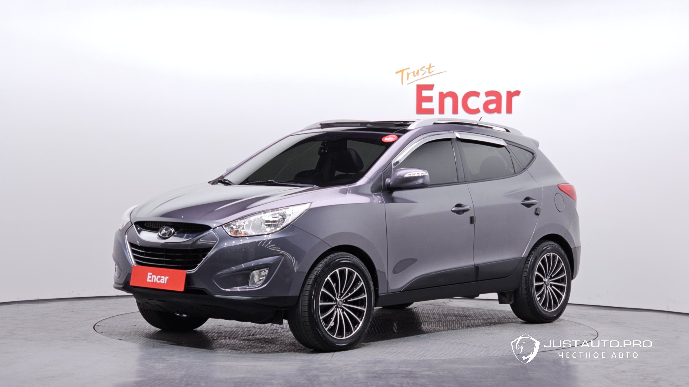 Автомобиль Hyundai Tucson