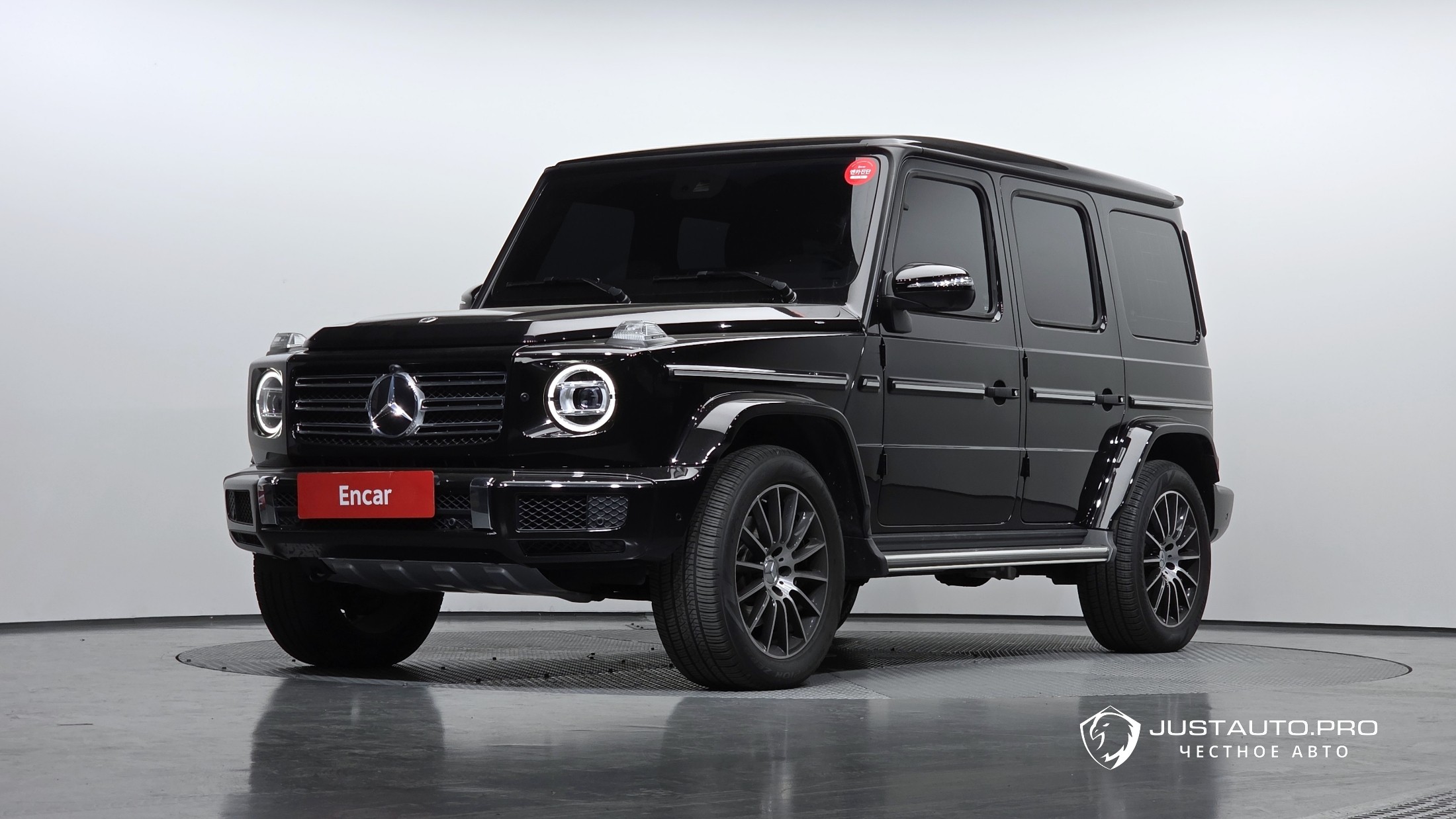 Автомобиль Mercedes-Benz G-Class