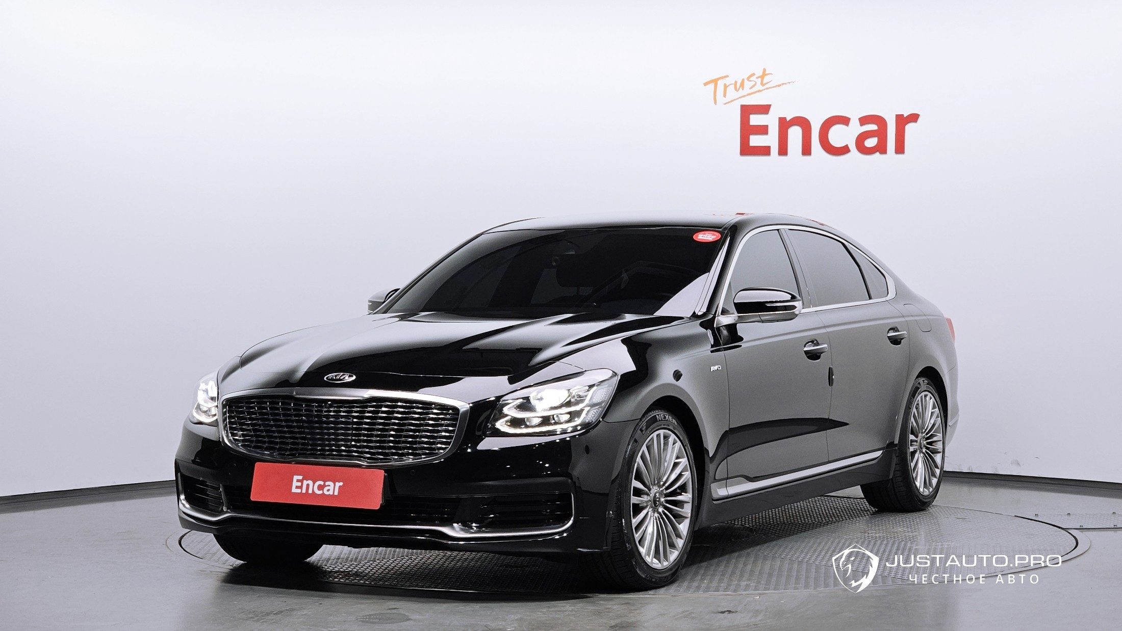 Автомобиль Kia K9