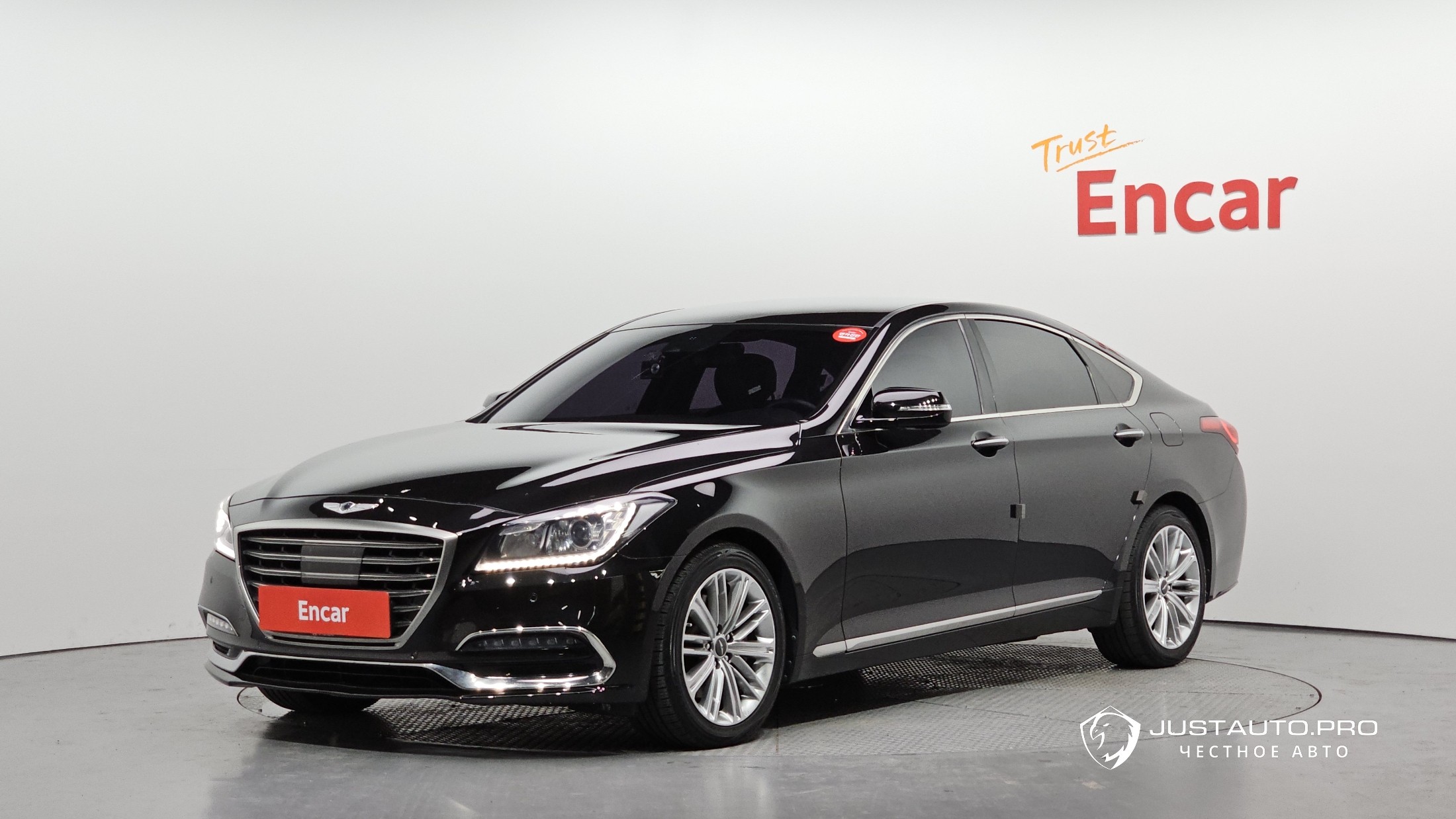 Автомобиль Genesis G80