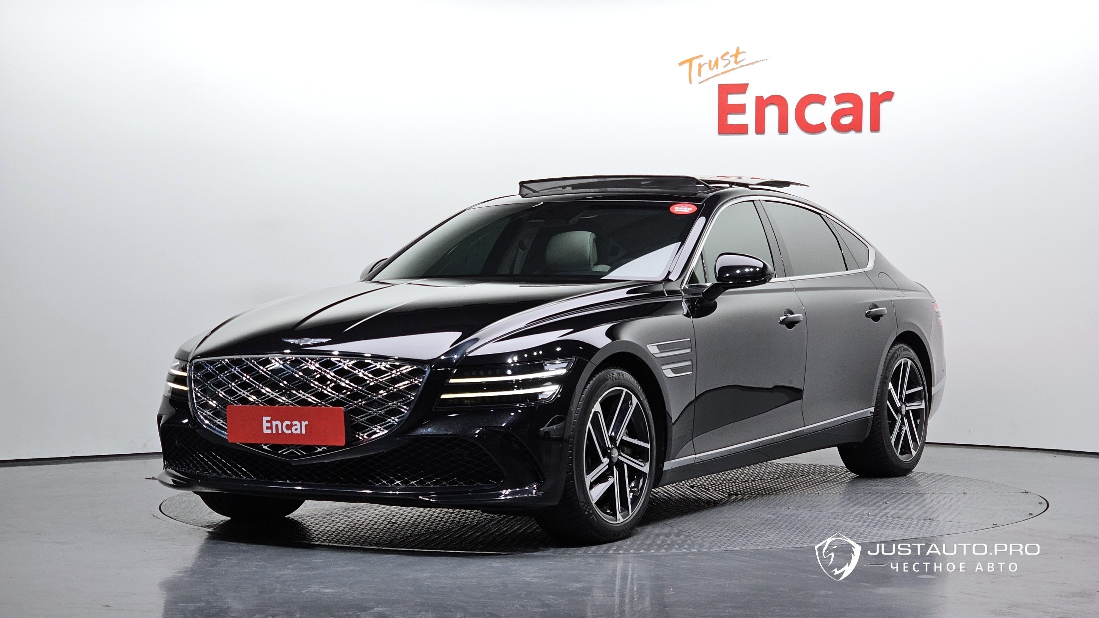 Автомобиль Genesis G80