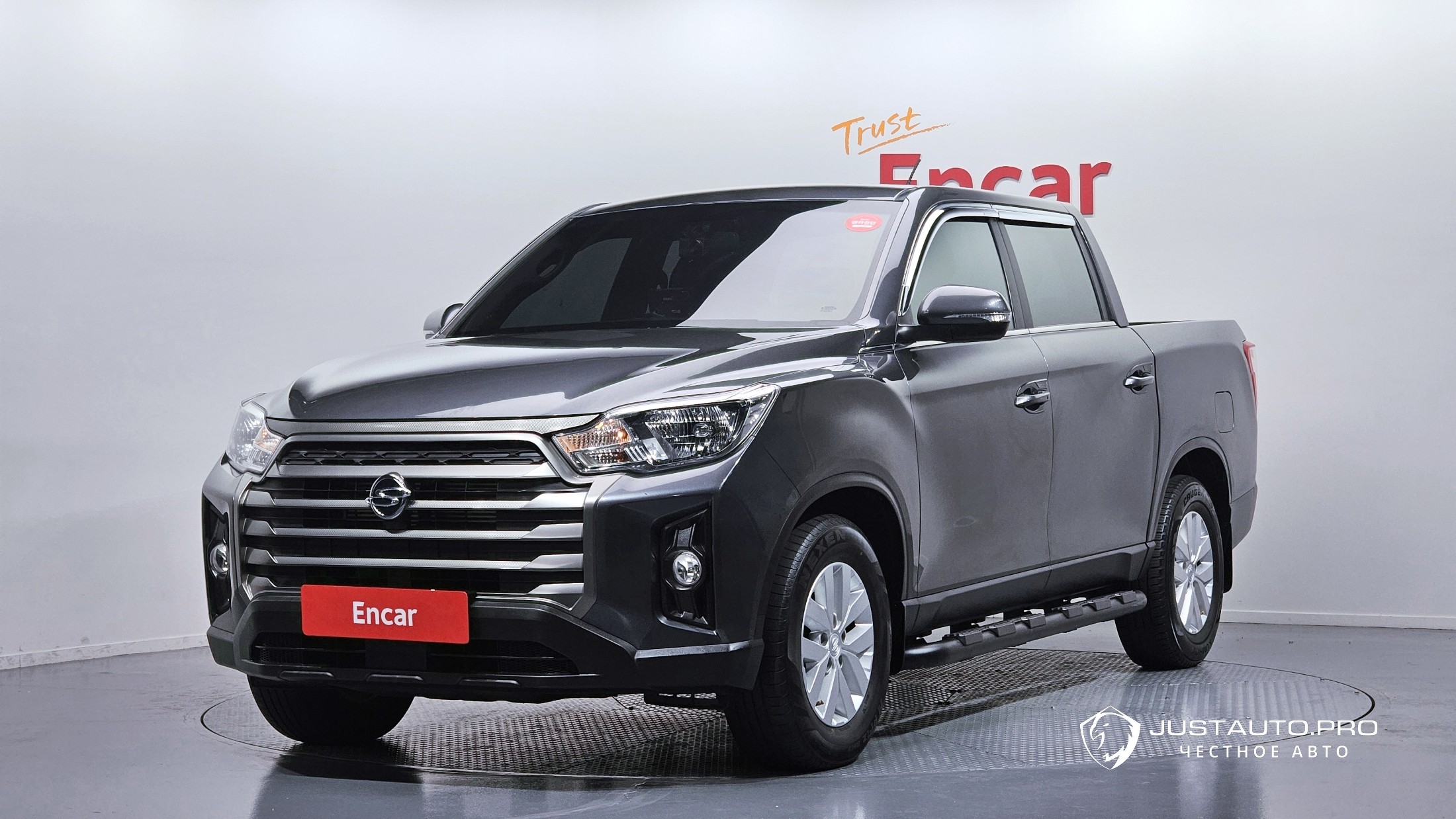 Автомобиль KG_Mobility_Ssangyong Rexton