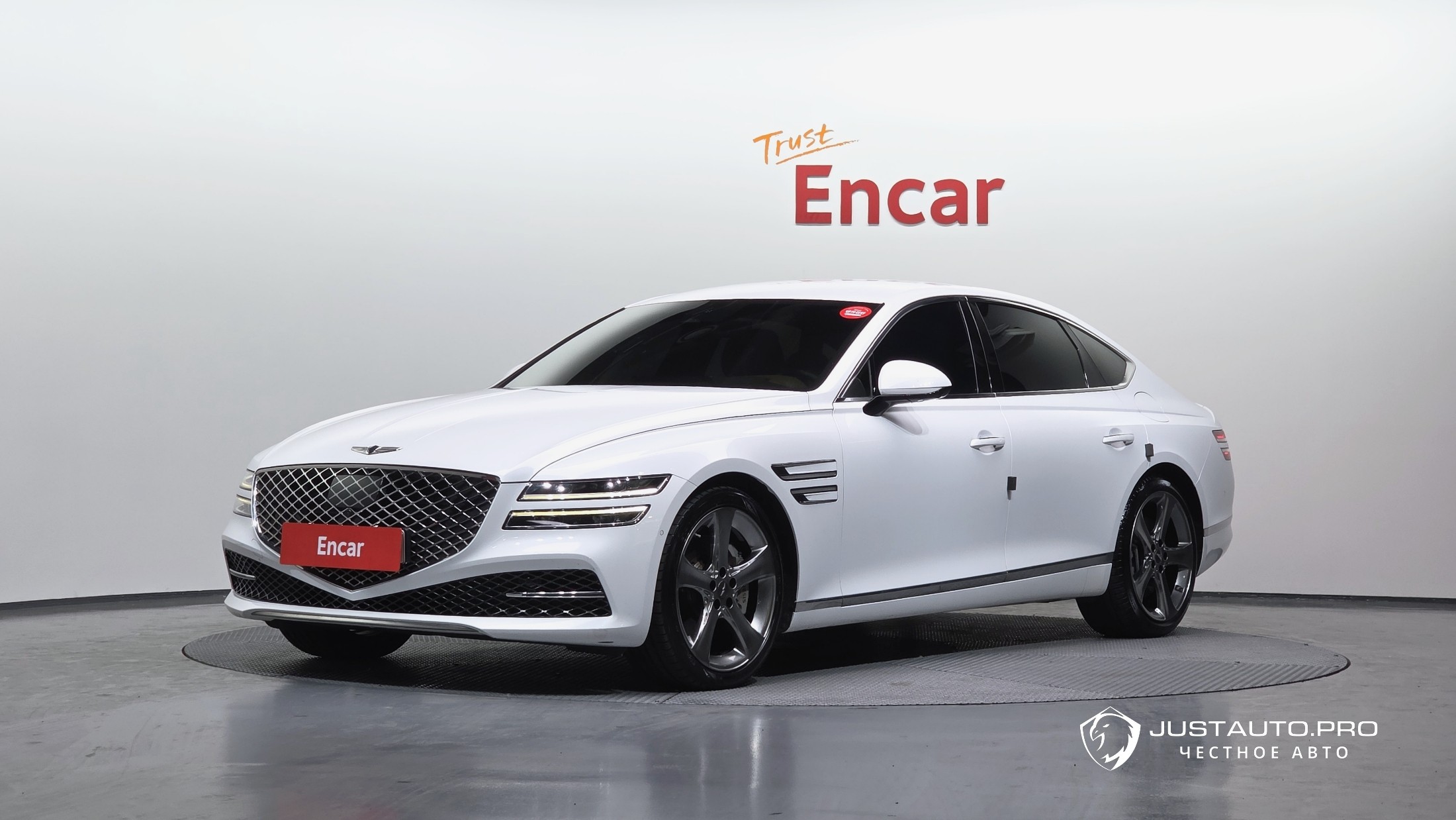 Автомобиль Genesis G80