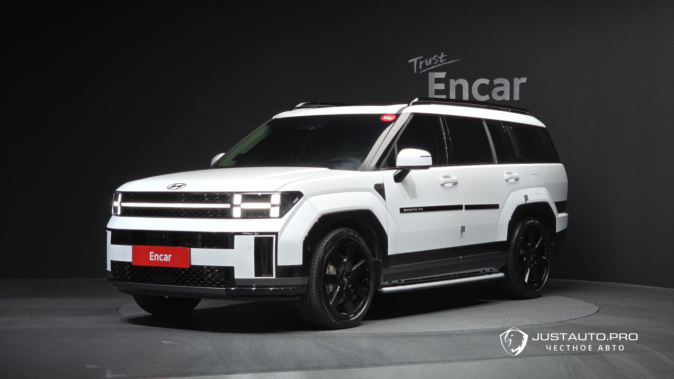 Автомобиль Hyundai Santafe