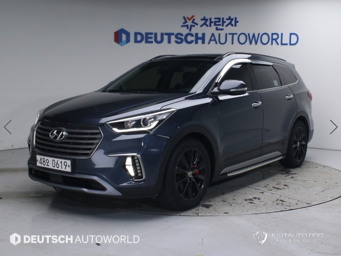 Автомобиль Hyundai Maxcruz