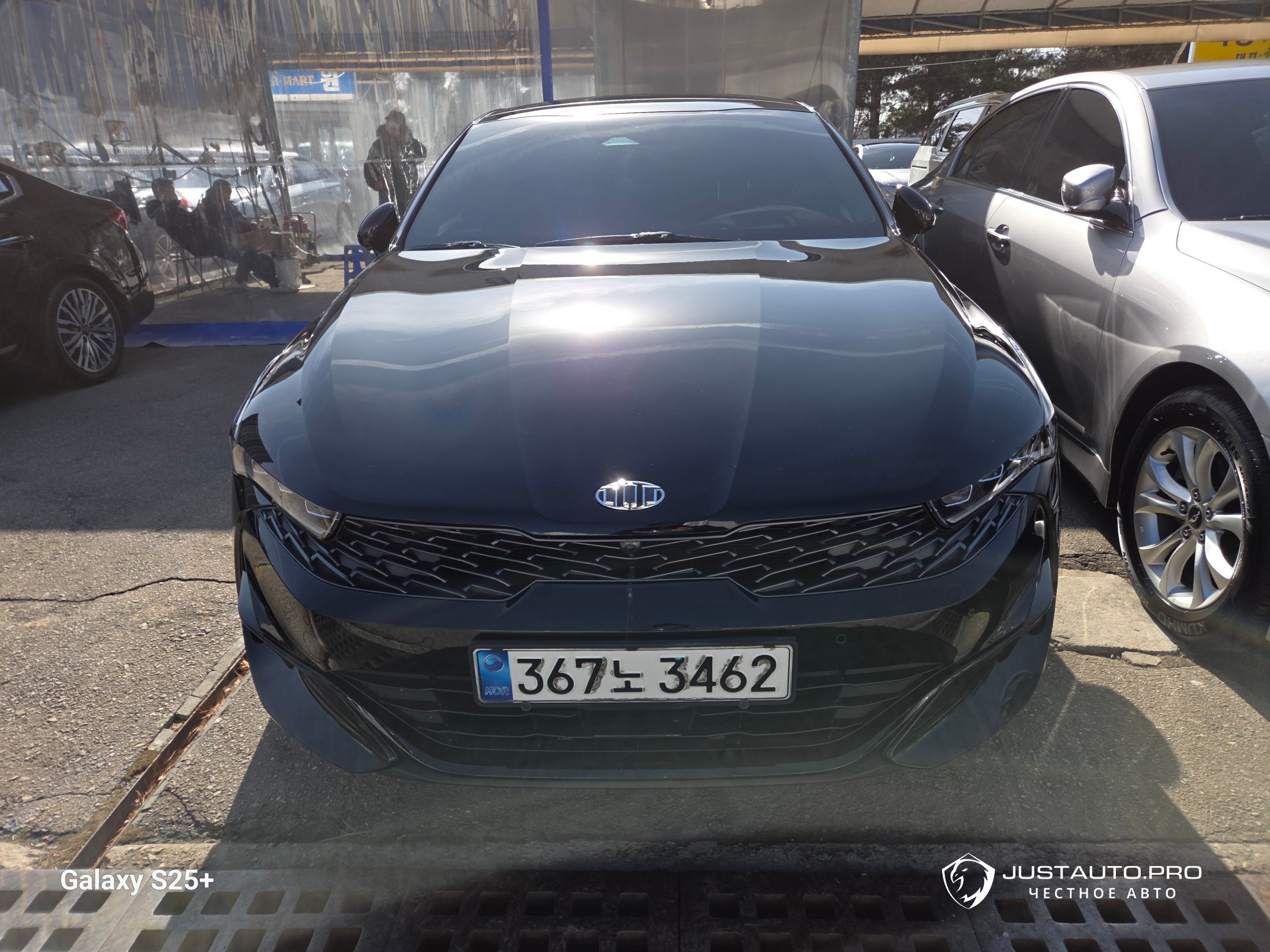 Автомобиль Kia K5