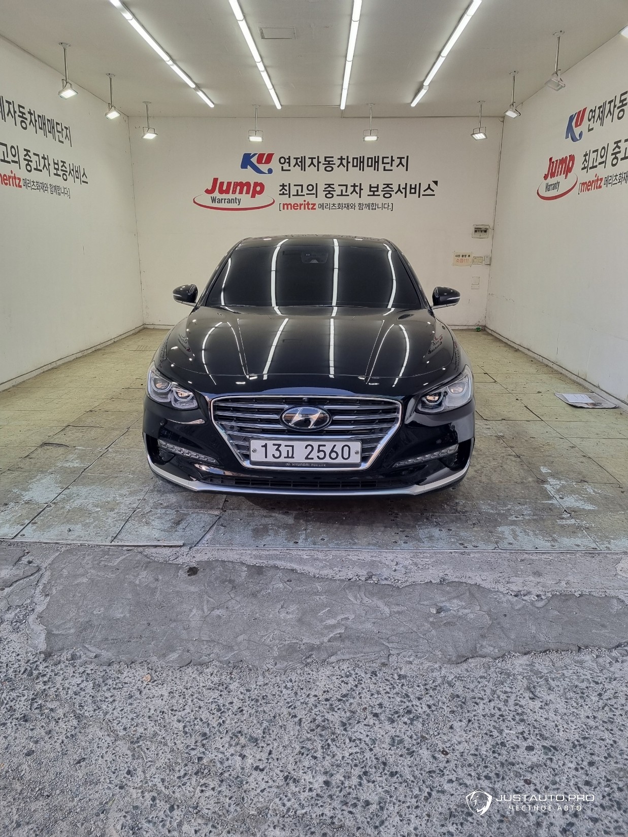 Автомобиль Hyundai Grandeur
