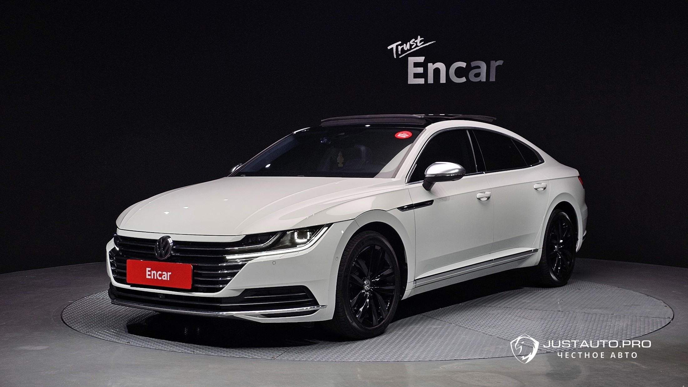 Автомобиль Volkswagen Arteon
