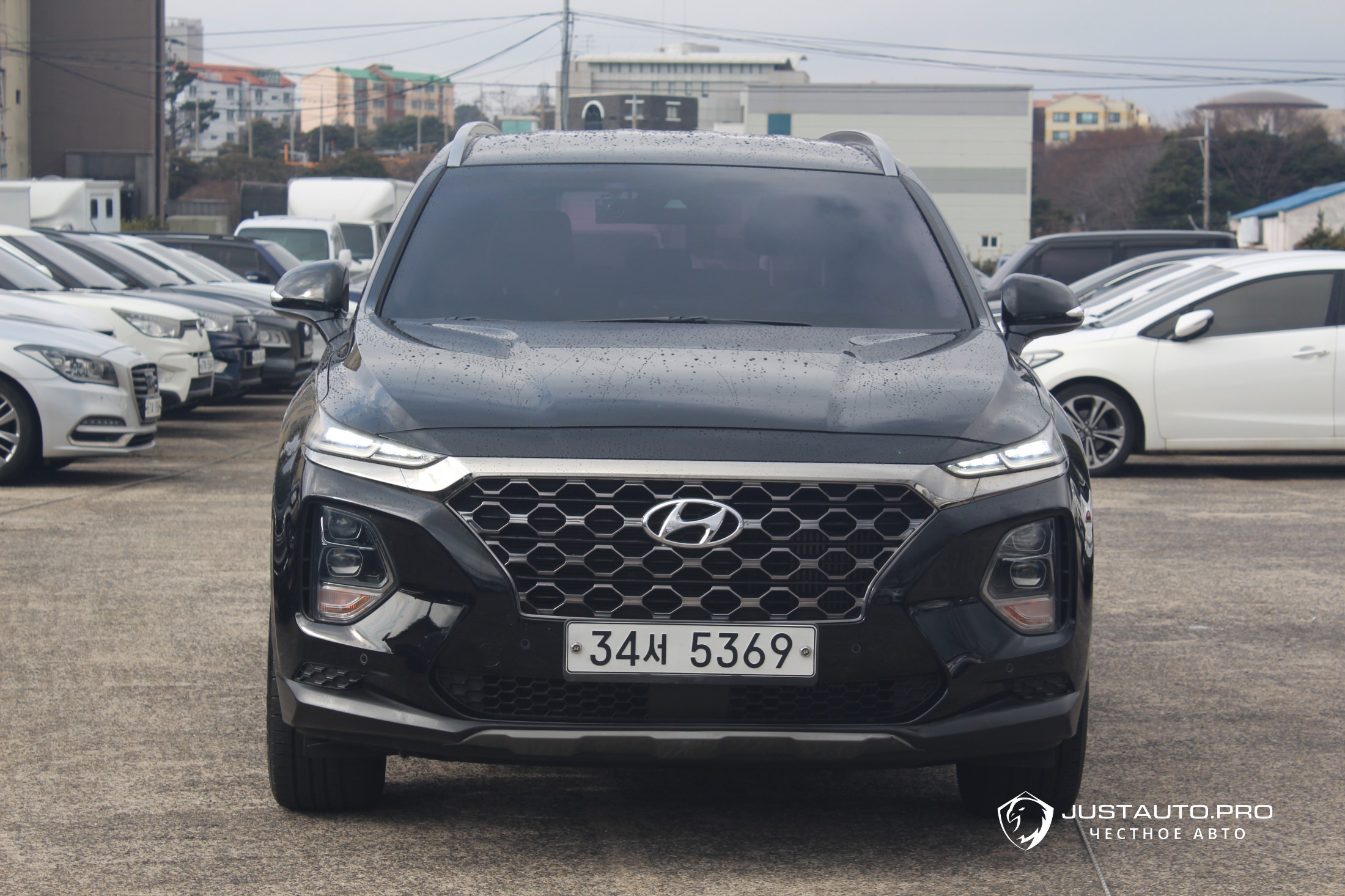 Автомобиль Hyundai Santafe