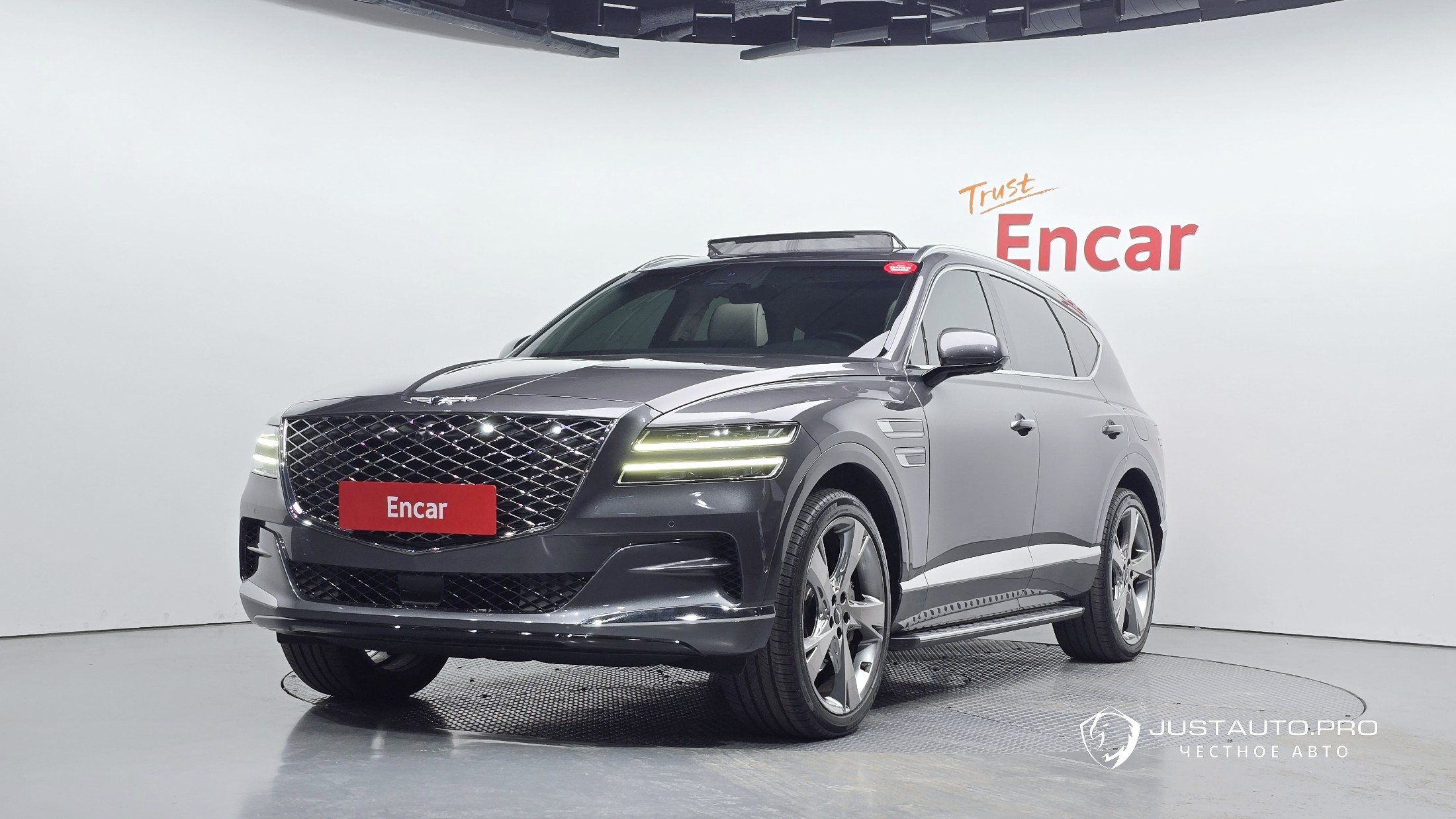 Автомобиль Genesis GV80