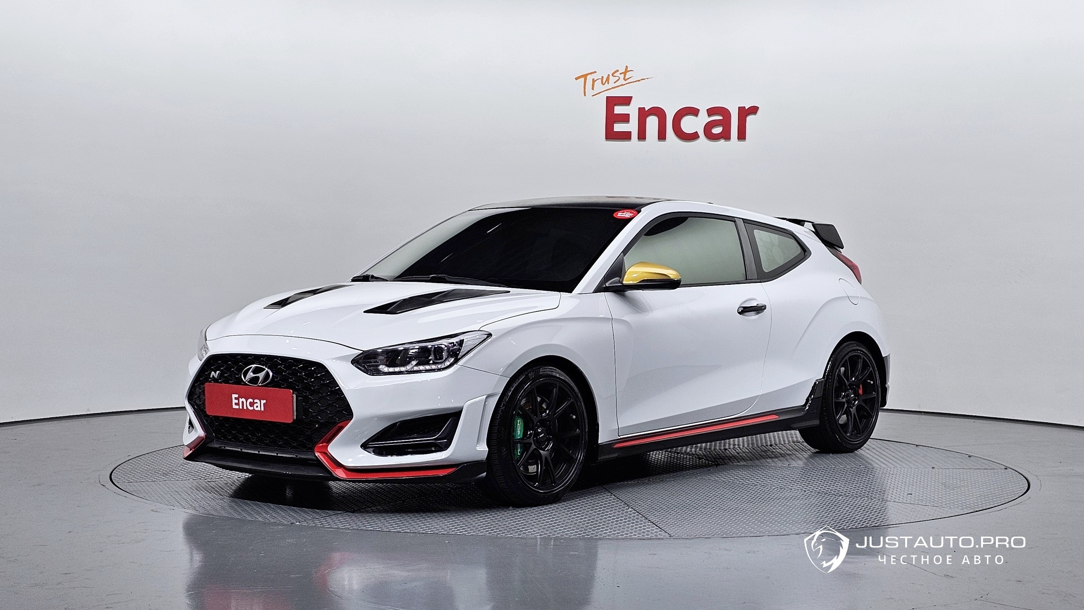 Автомобиль Hyundai Veloster