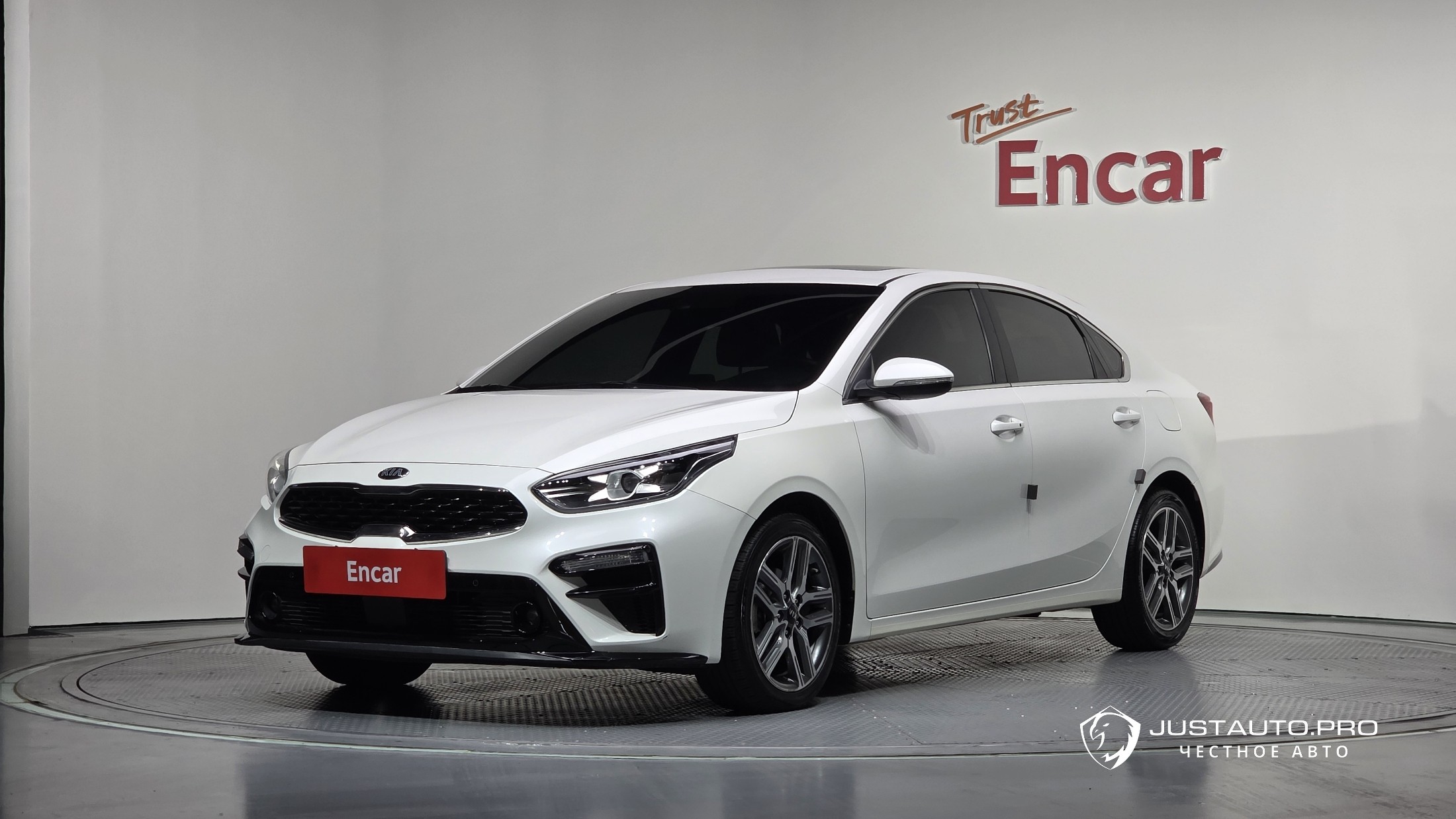 Автомобиль Kia K3