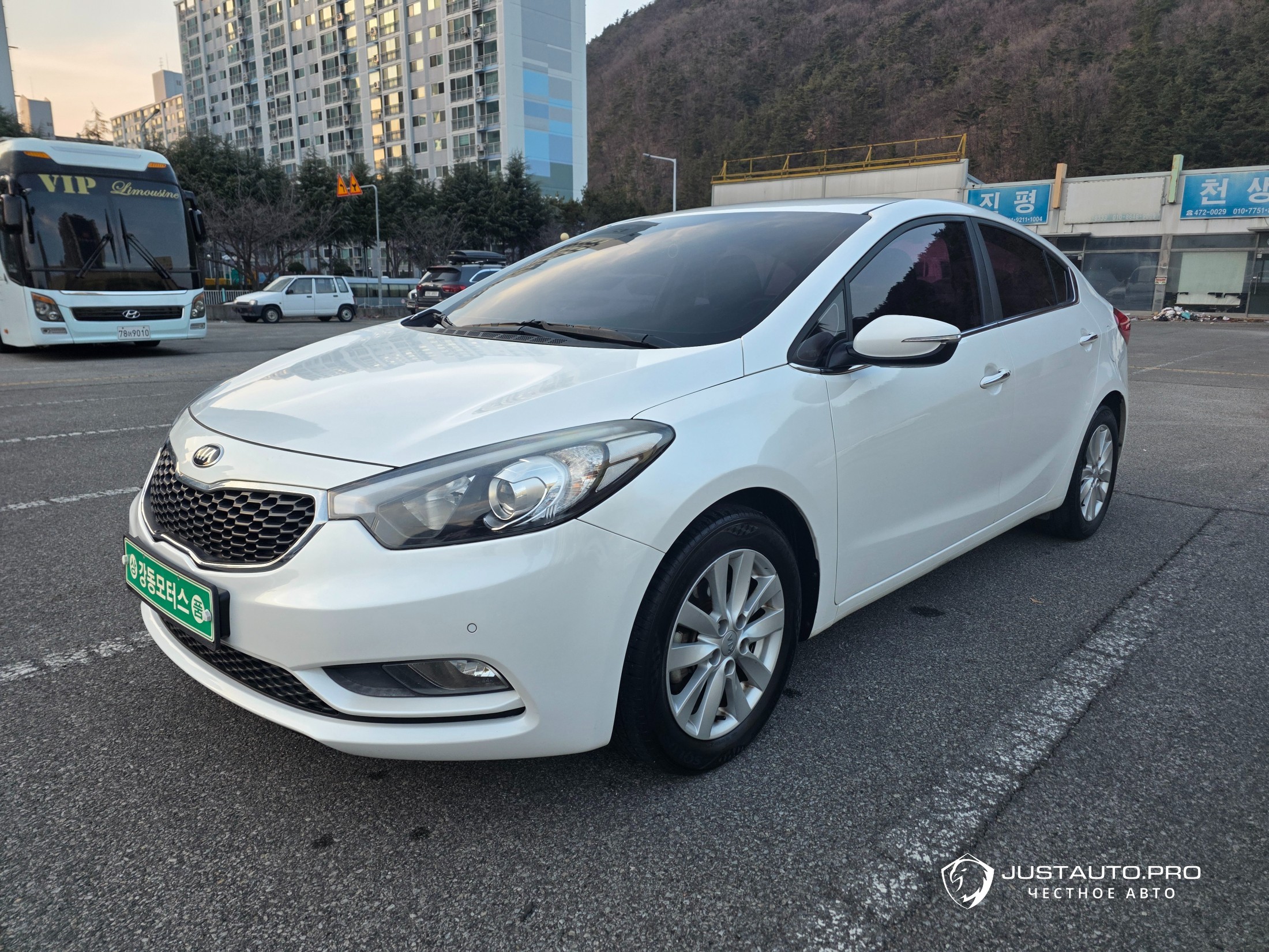 Автомобиль Kia K3