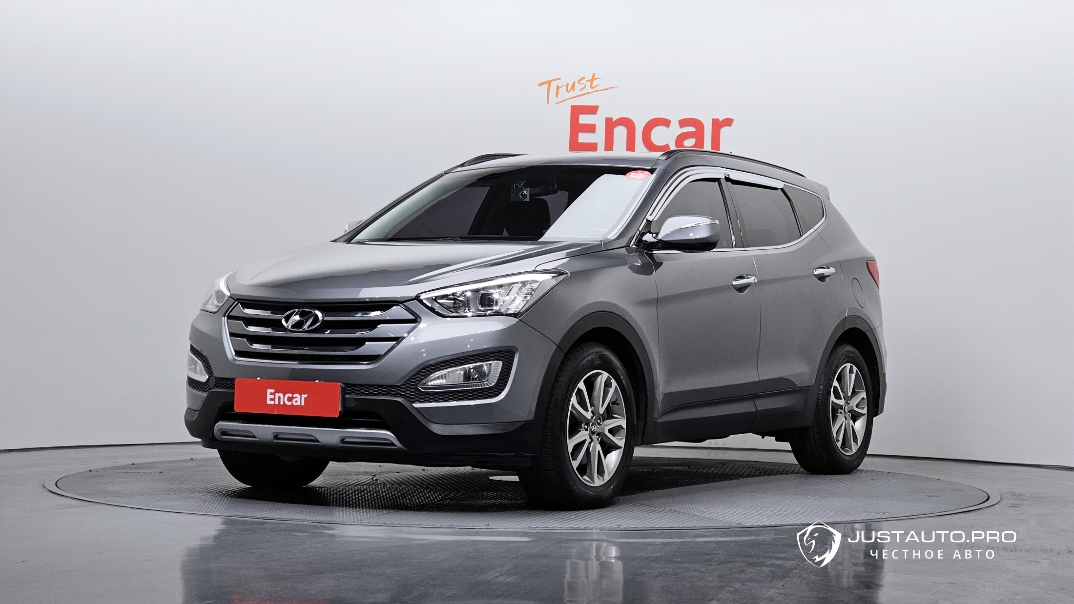 Автомобиль Hyundai Santafe