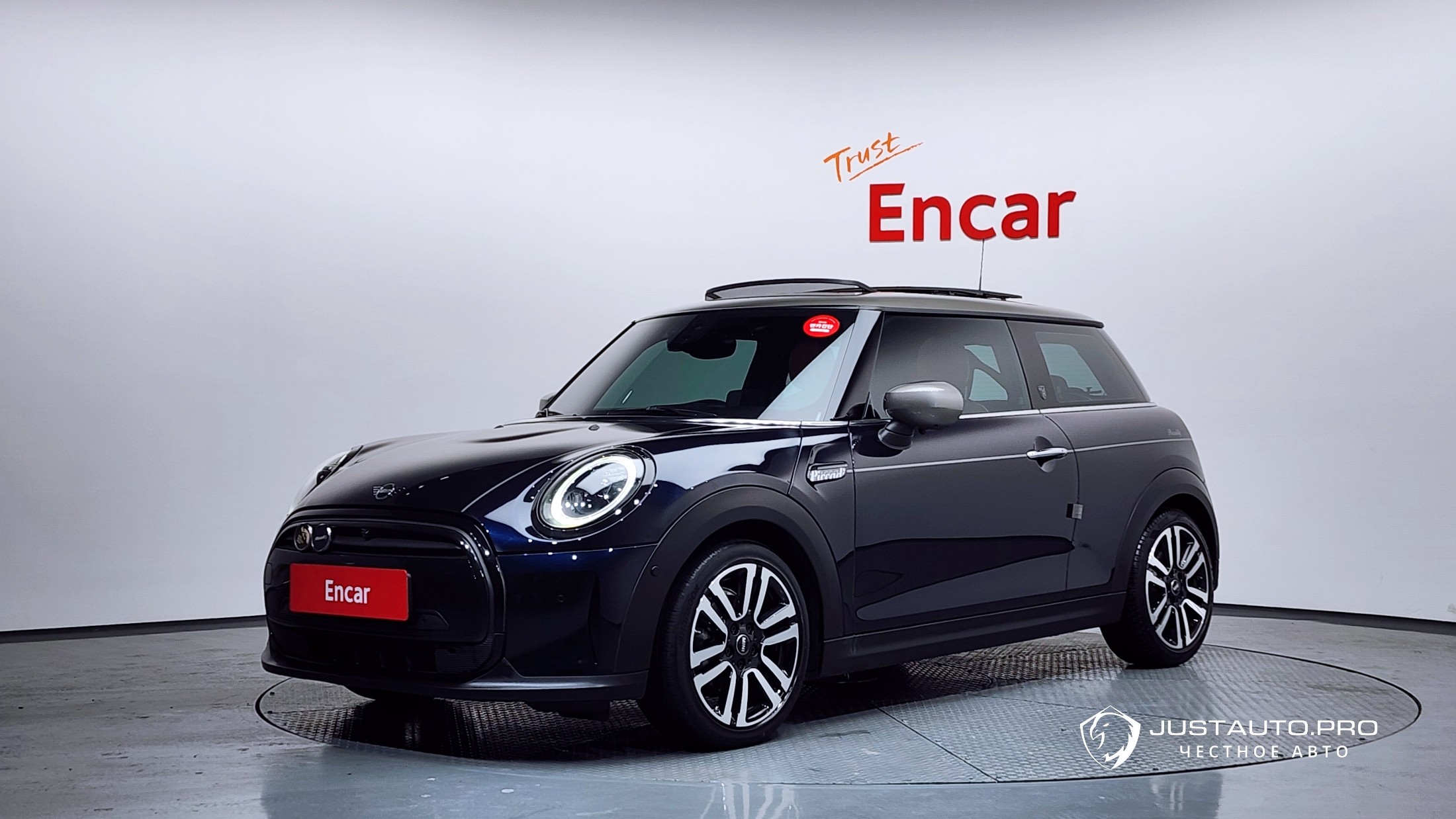 Автомобиль Mini Cooper