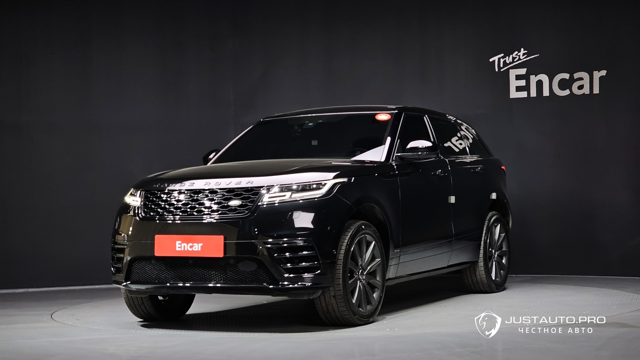 Автомобиль Land Rover Range Rover Velar