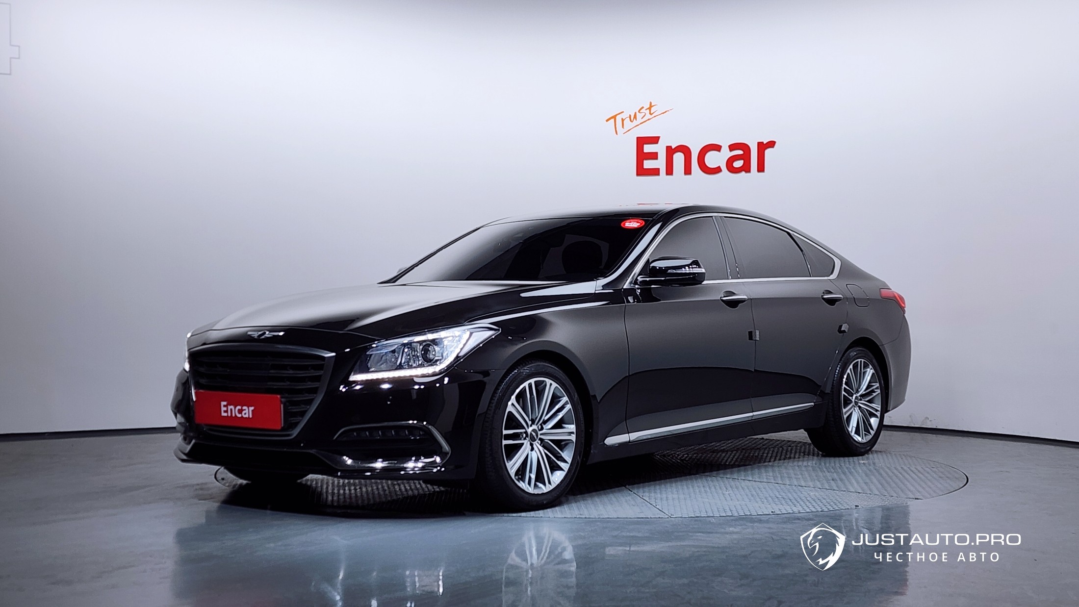 Автомобиль Genesis G80