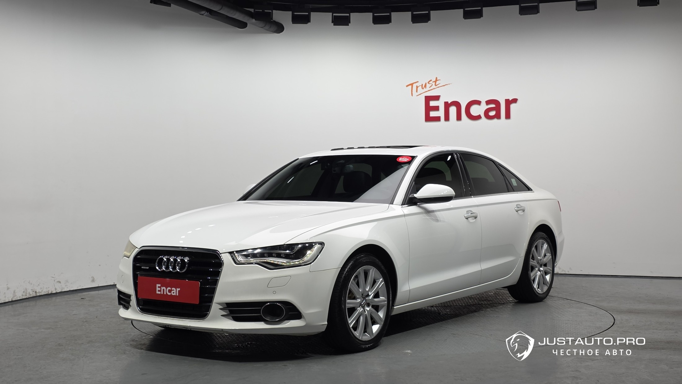 Автомобиль Audi A6