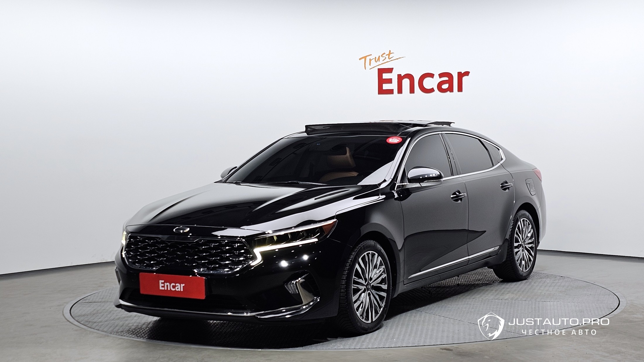 Автомобиль Kia K7