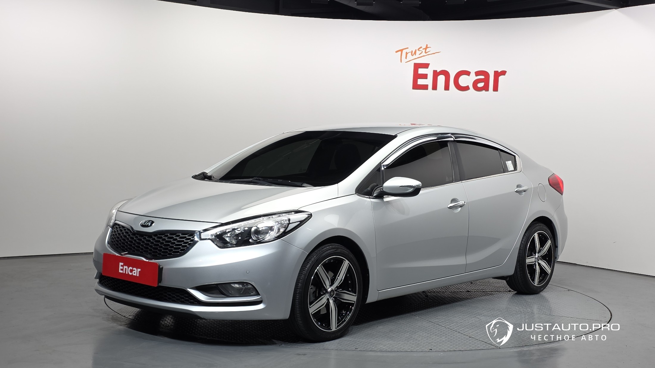 Автомобиль Kia K3