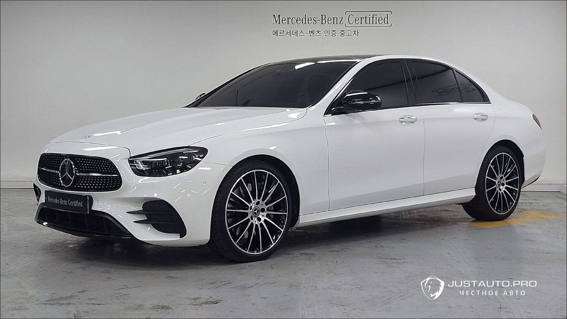 Автомобиль Mercedes-Benz E-Class