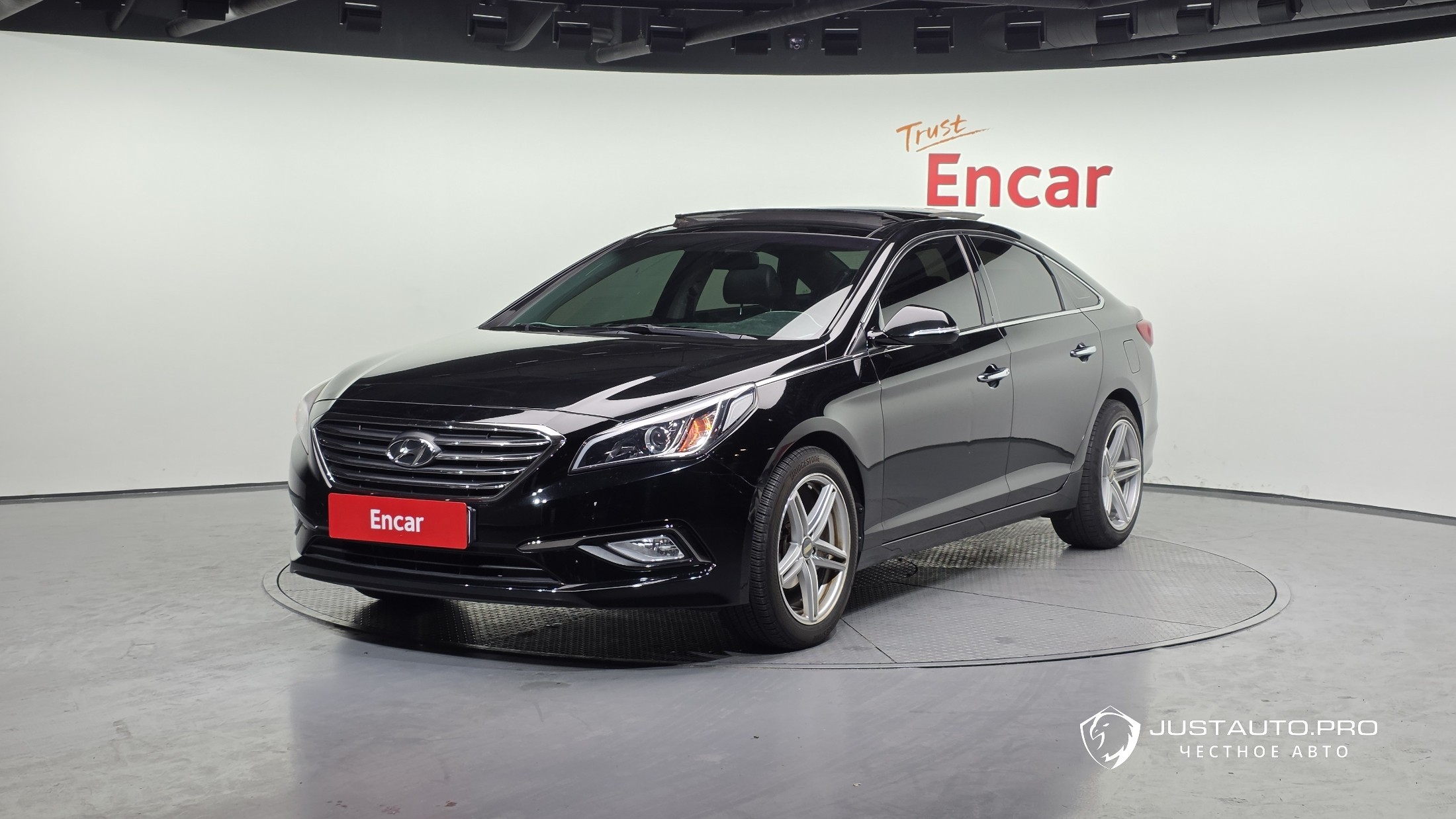 Автомобиль Hyundai Sonata