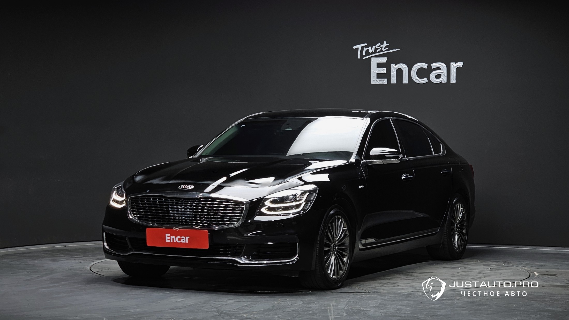 Автомобиль Kia K9