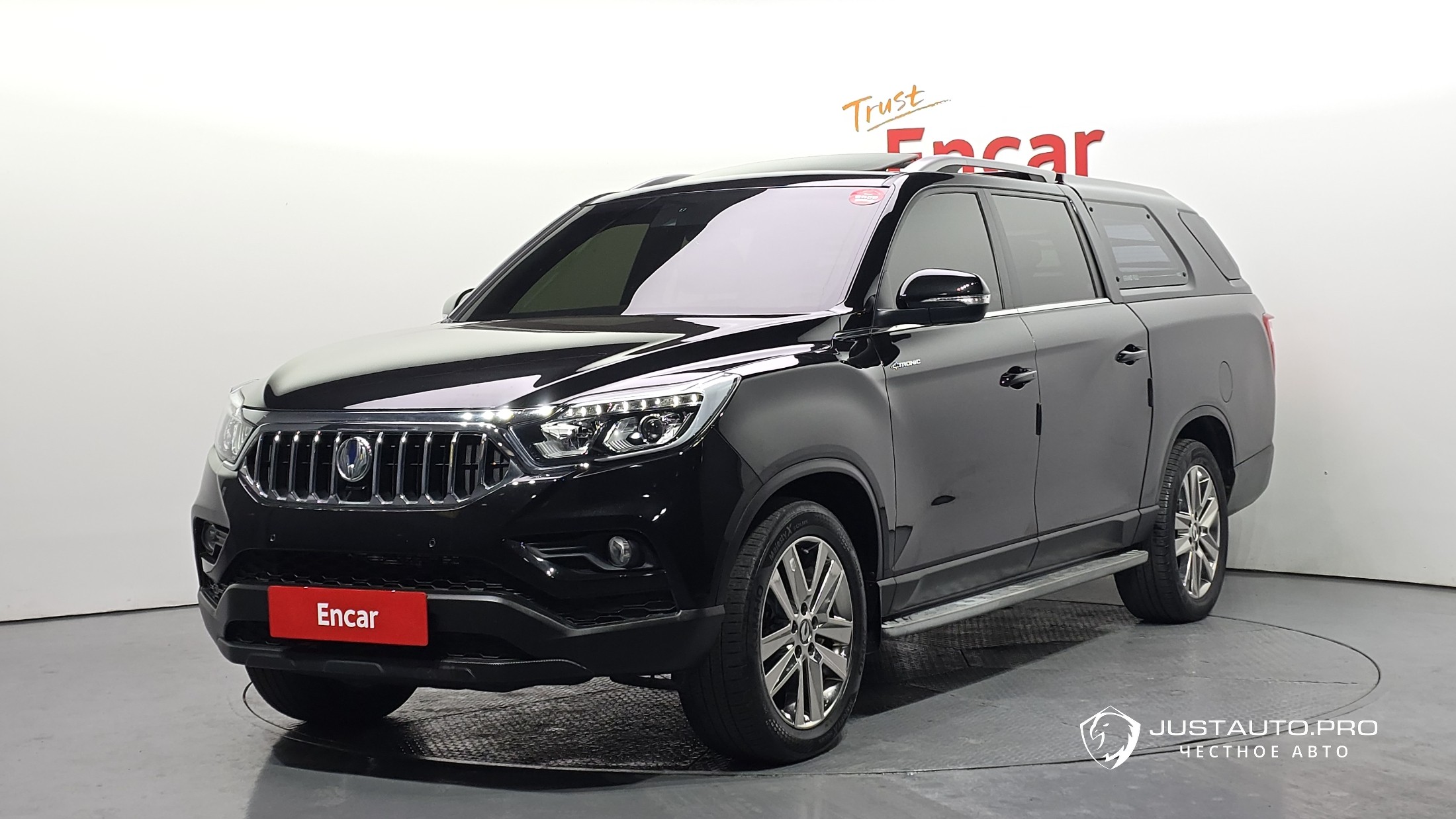 Автомобиль KG_Mobility_Ssangyong Rexton