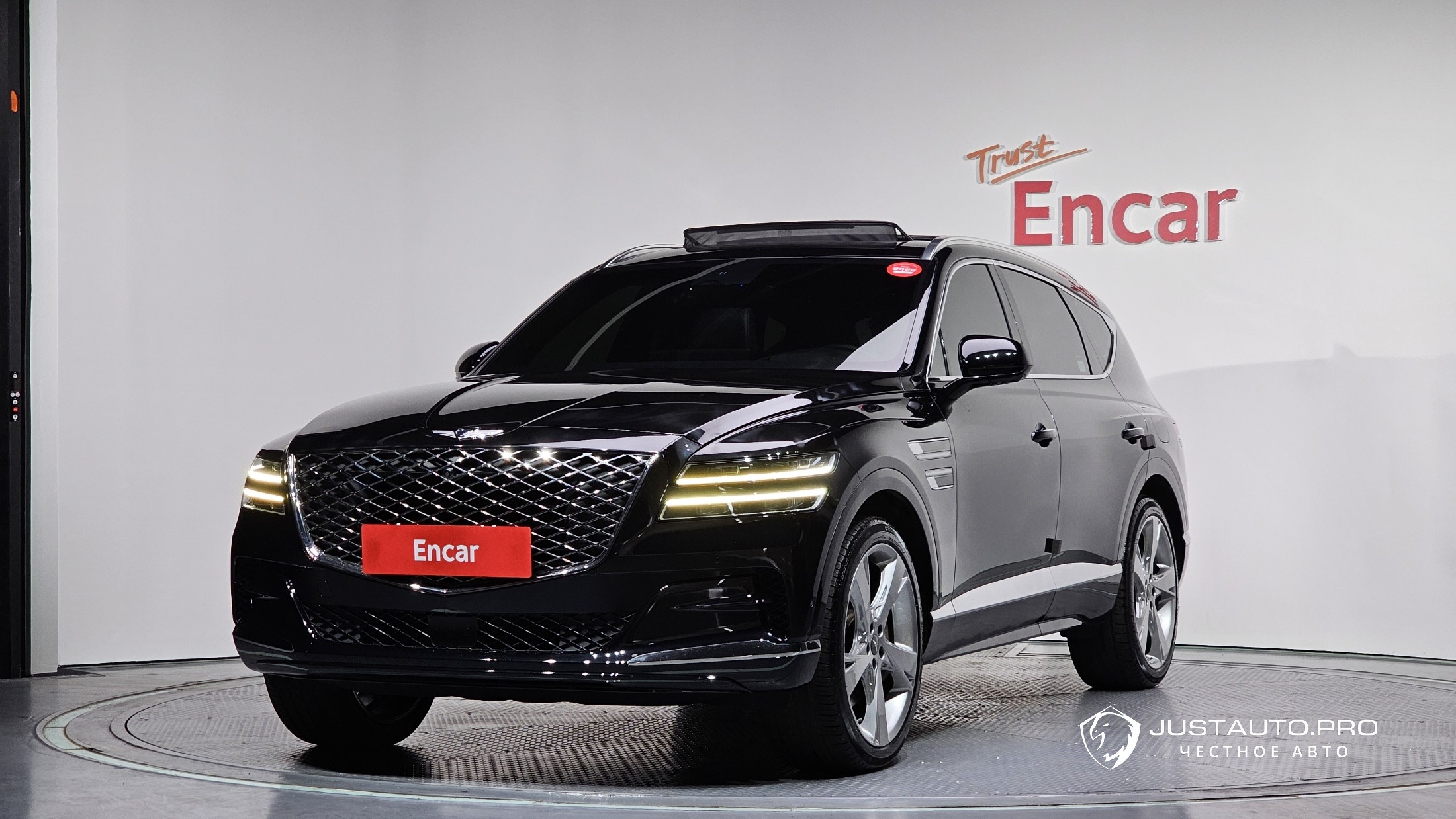 Автомобиль Genesis GV80