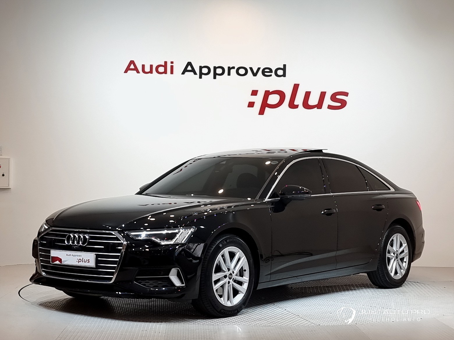 Автомобиль Audi A6