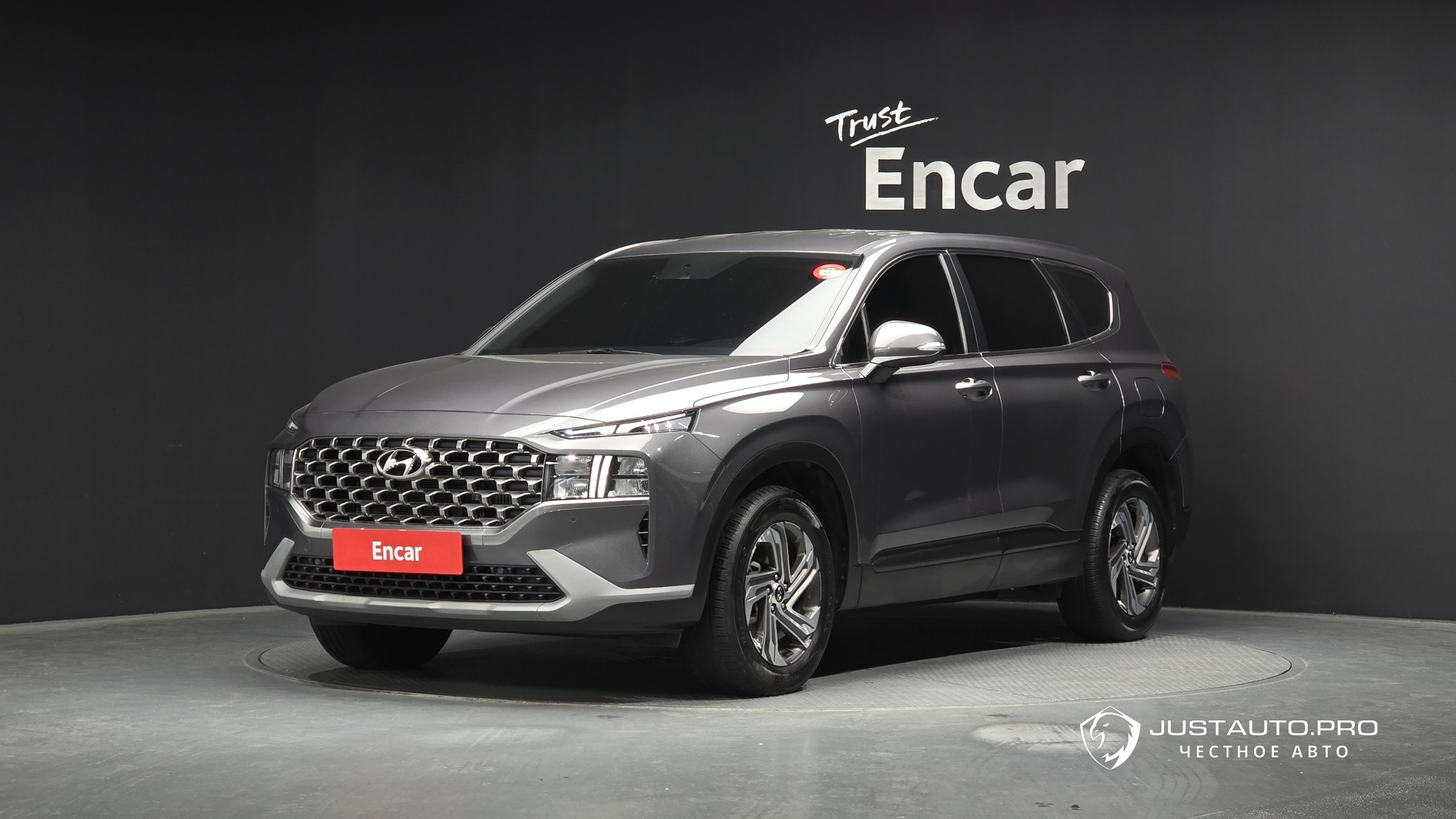Автомобиль Hyundai Santafe