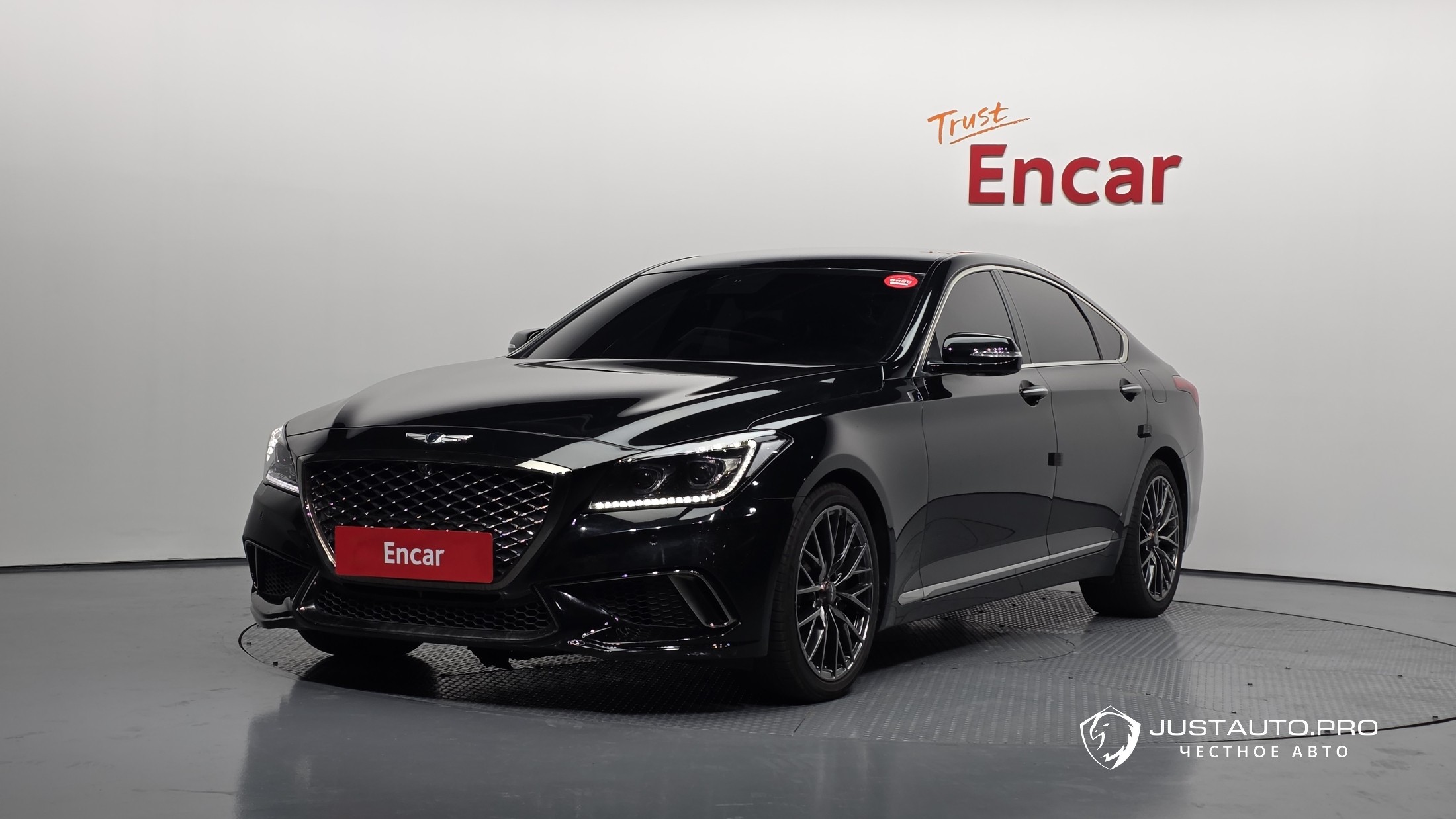 Автомобиль Genesis G80