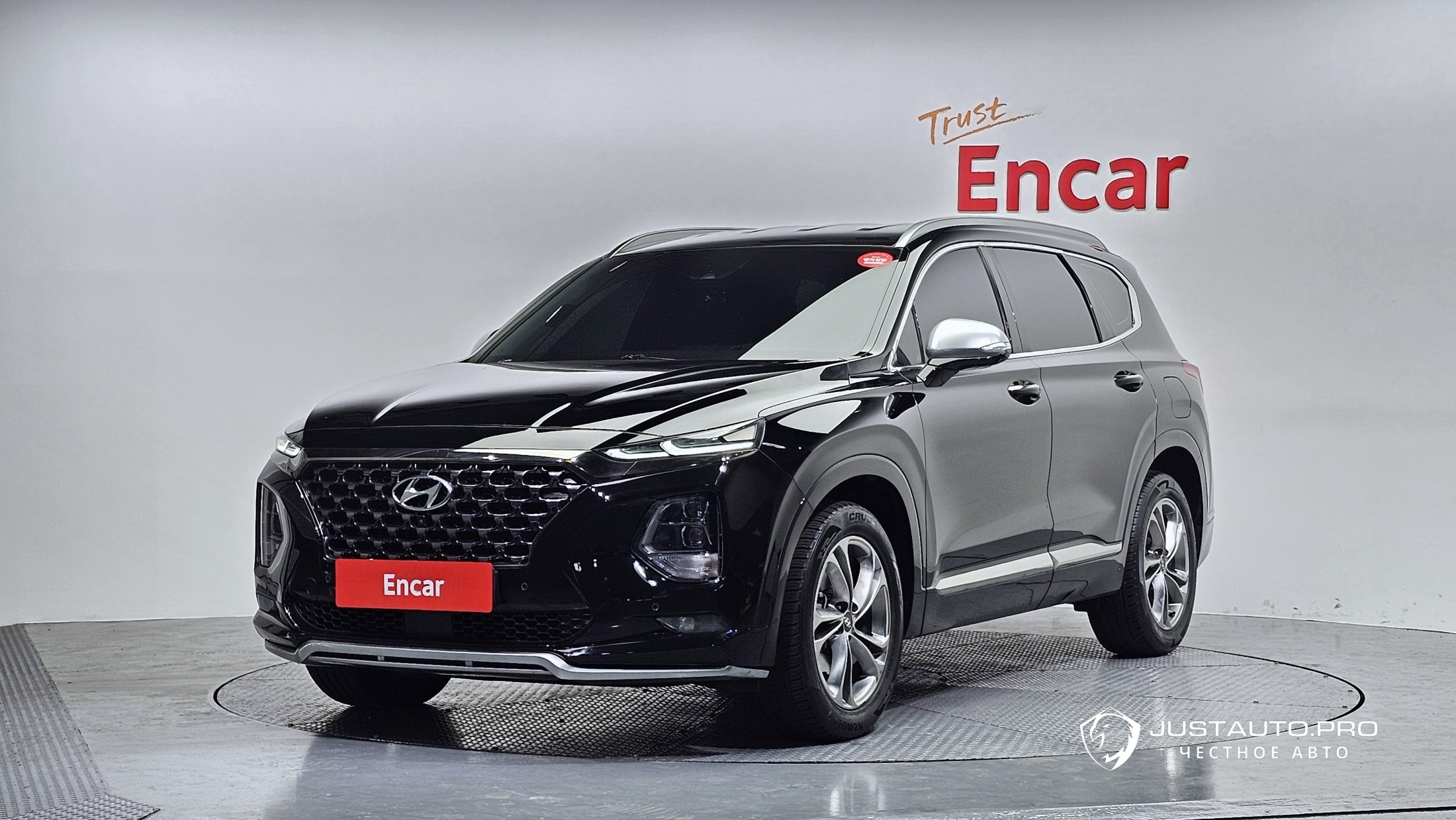 Автомобиль Hyundai Santafe