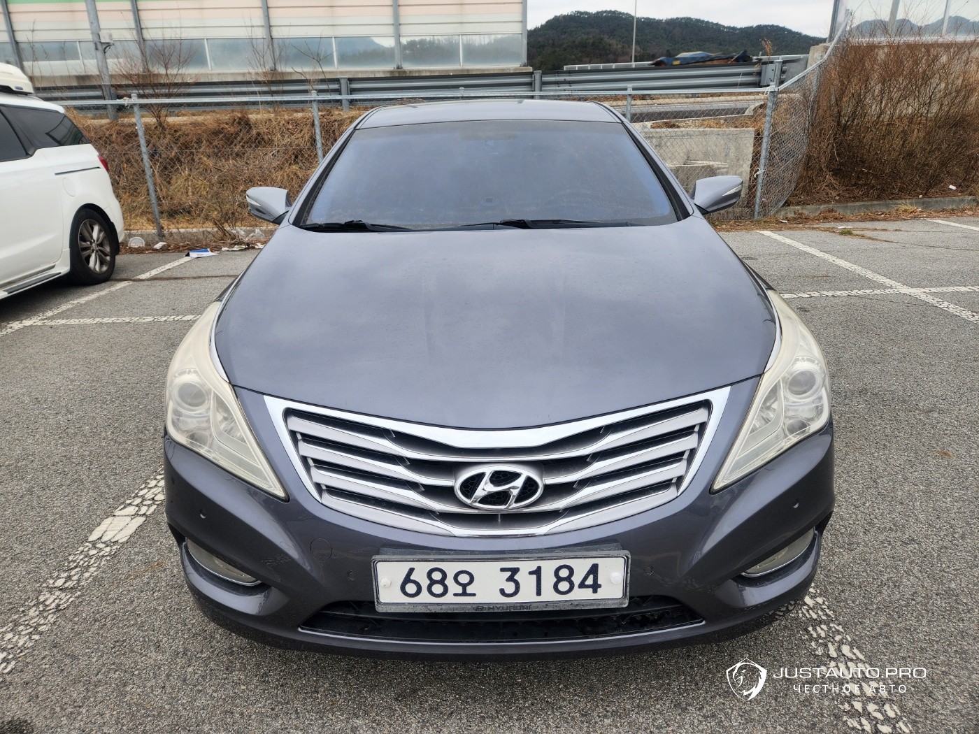 Автомобиль Hyundai Grandeur