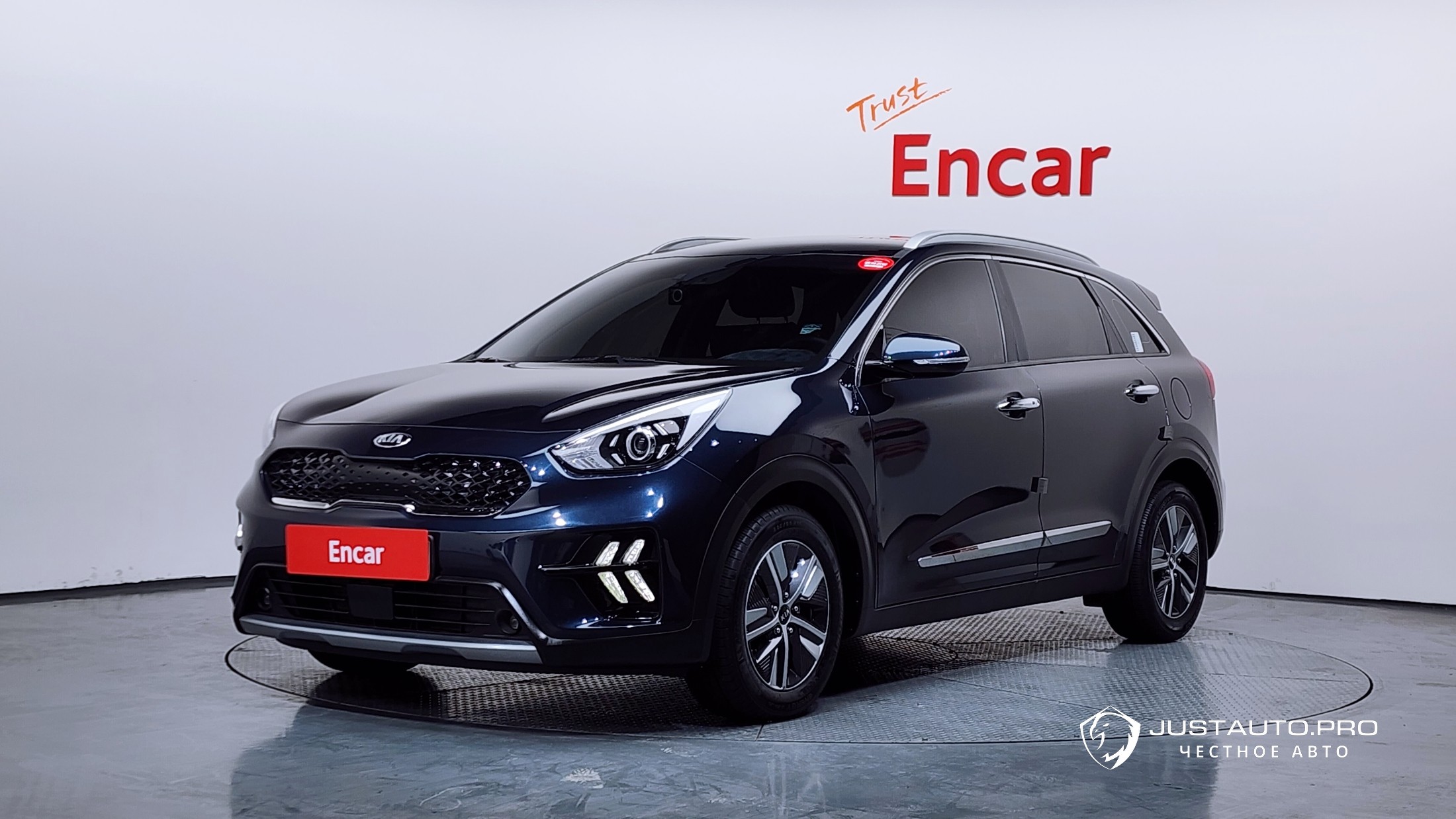 Автомобиль Kia Niro