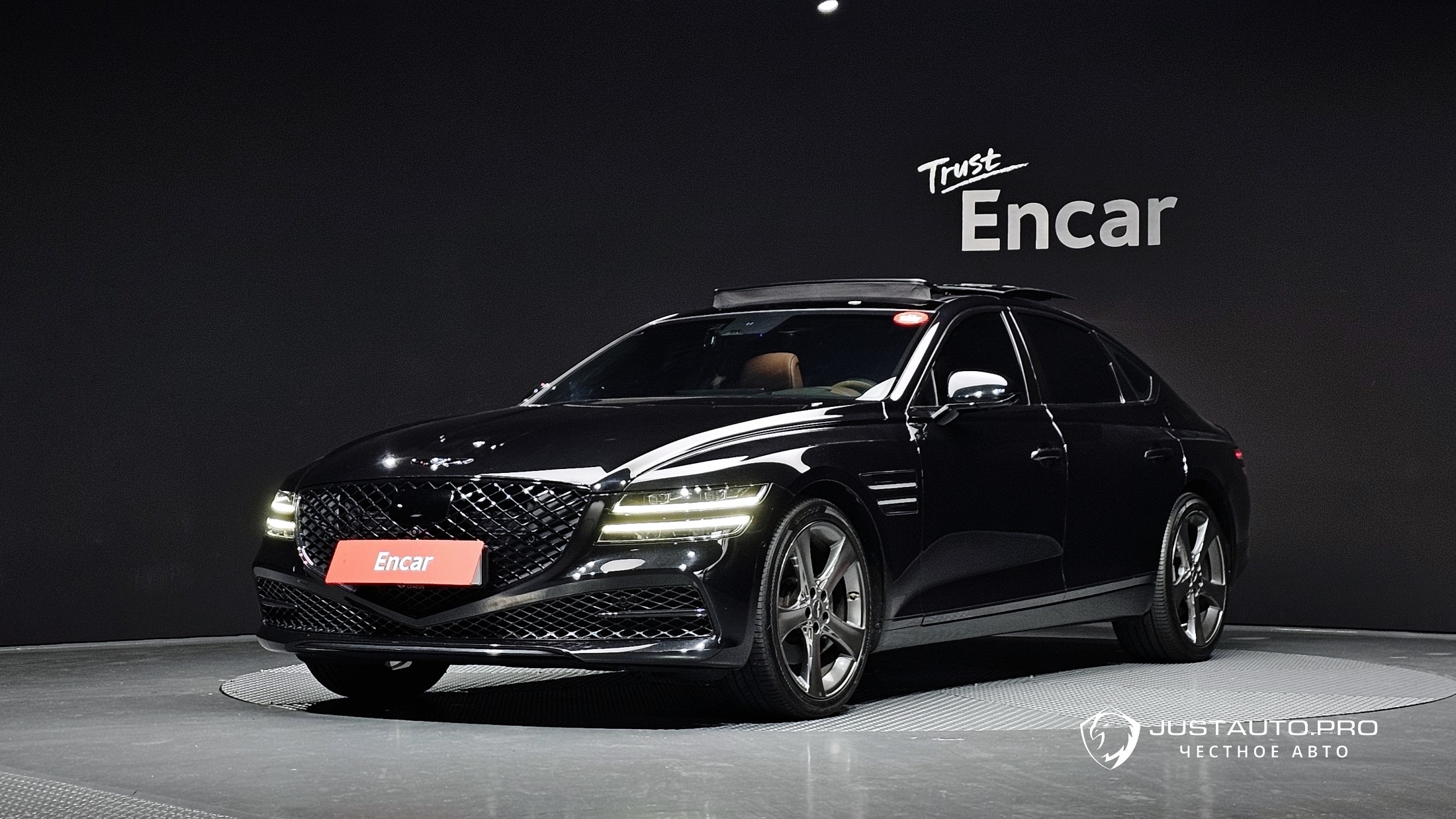 Автомобиль Genesis G80