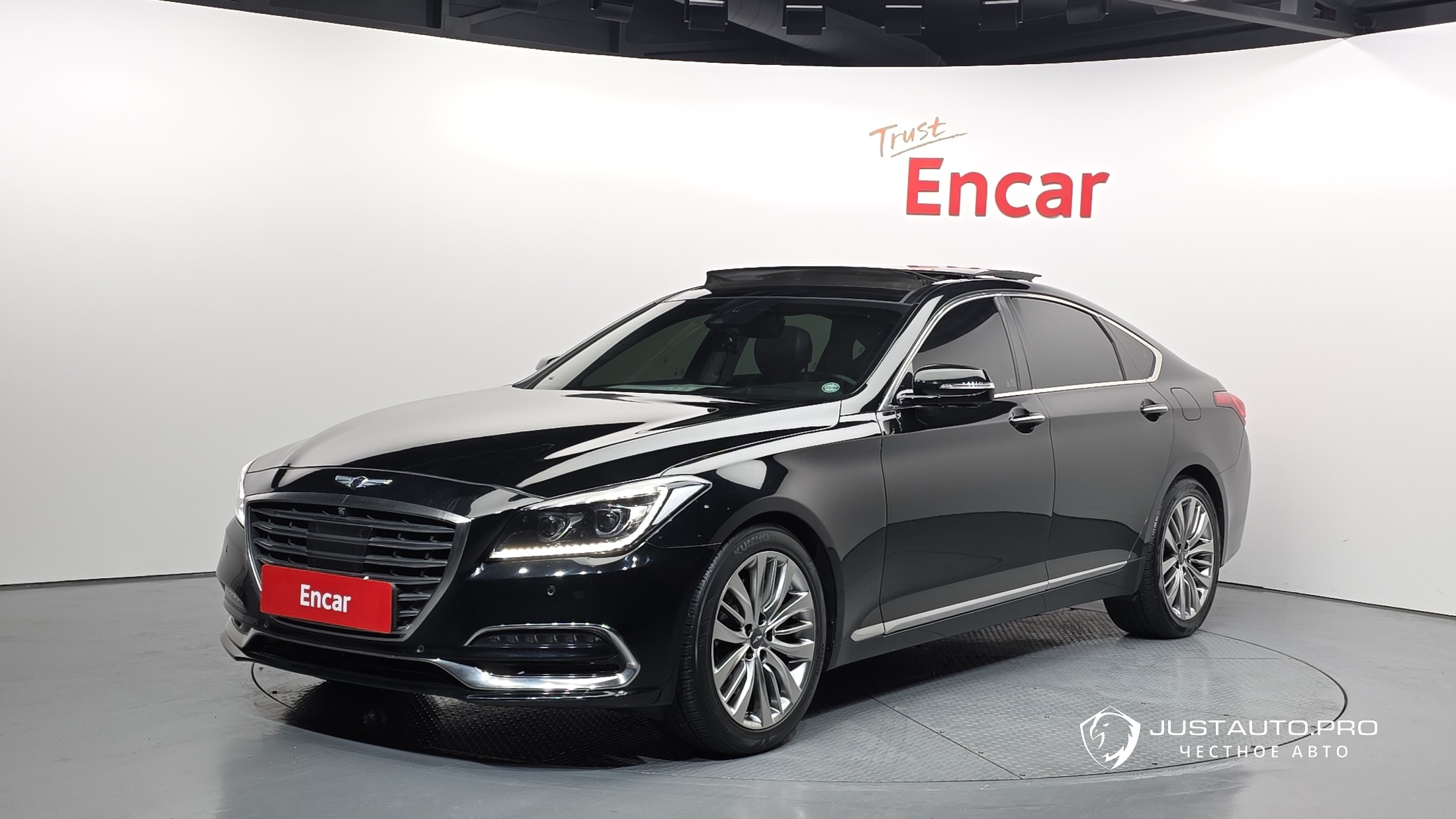Автомобиль Genesis G80